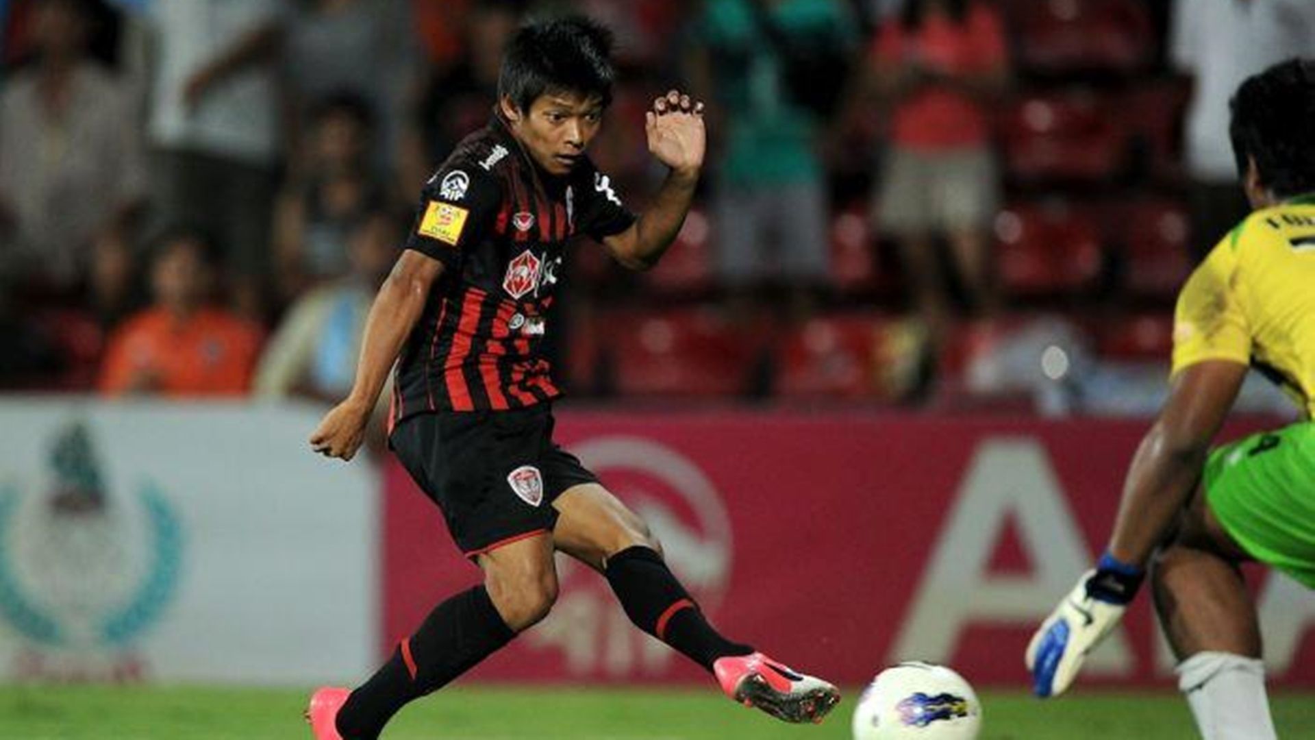 เอกภูมิ โพธารุ่งโรจน์