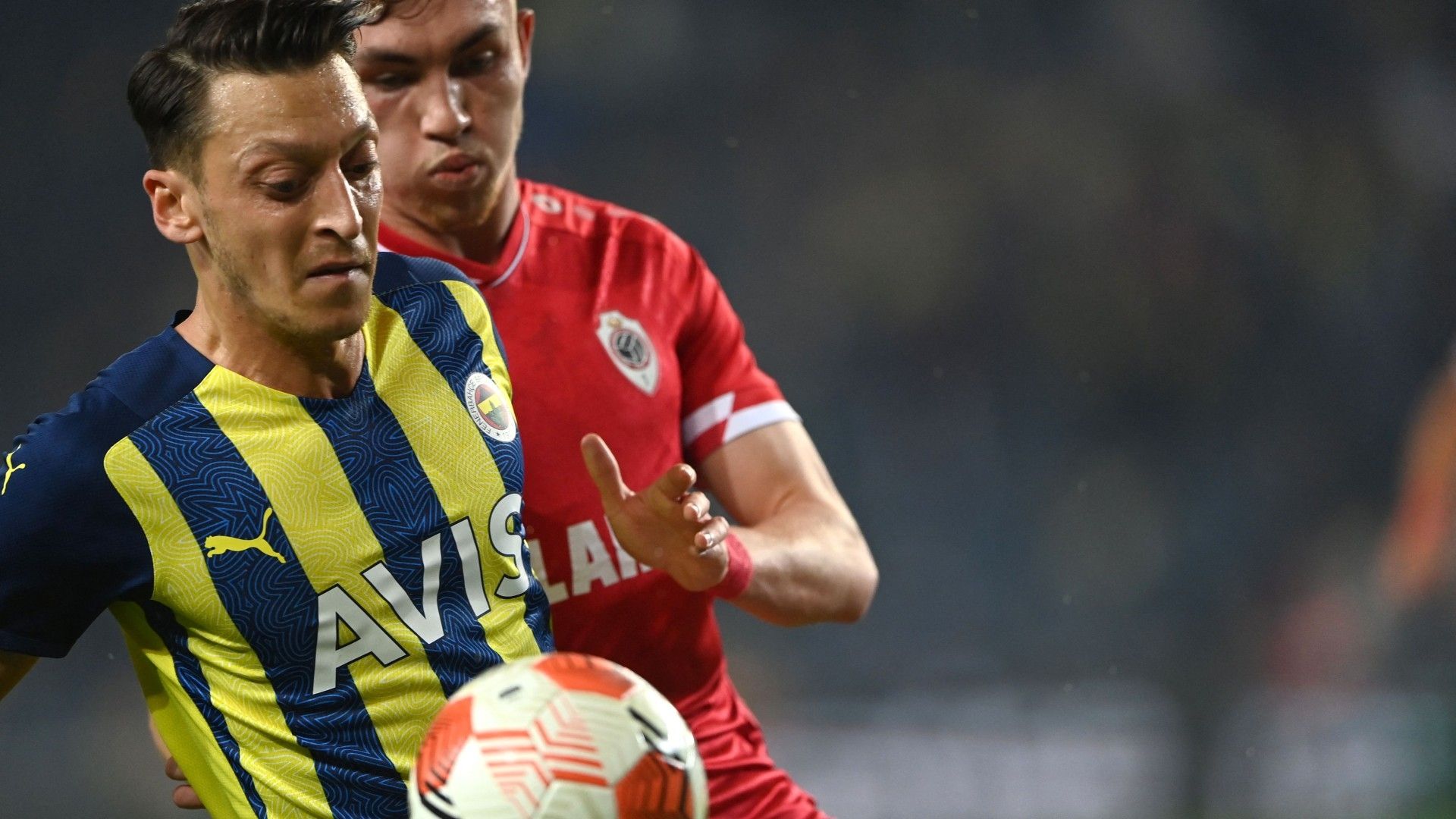 Mesut Özil Fenerbahce Istanbul Royal Antwerp