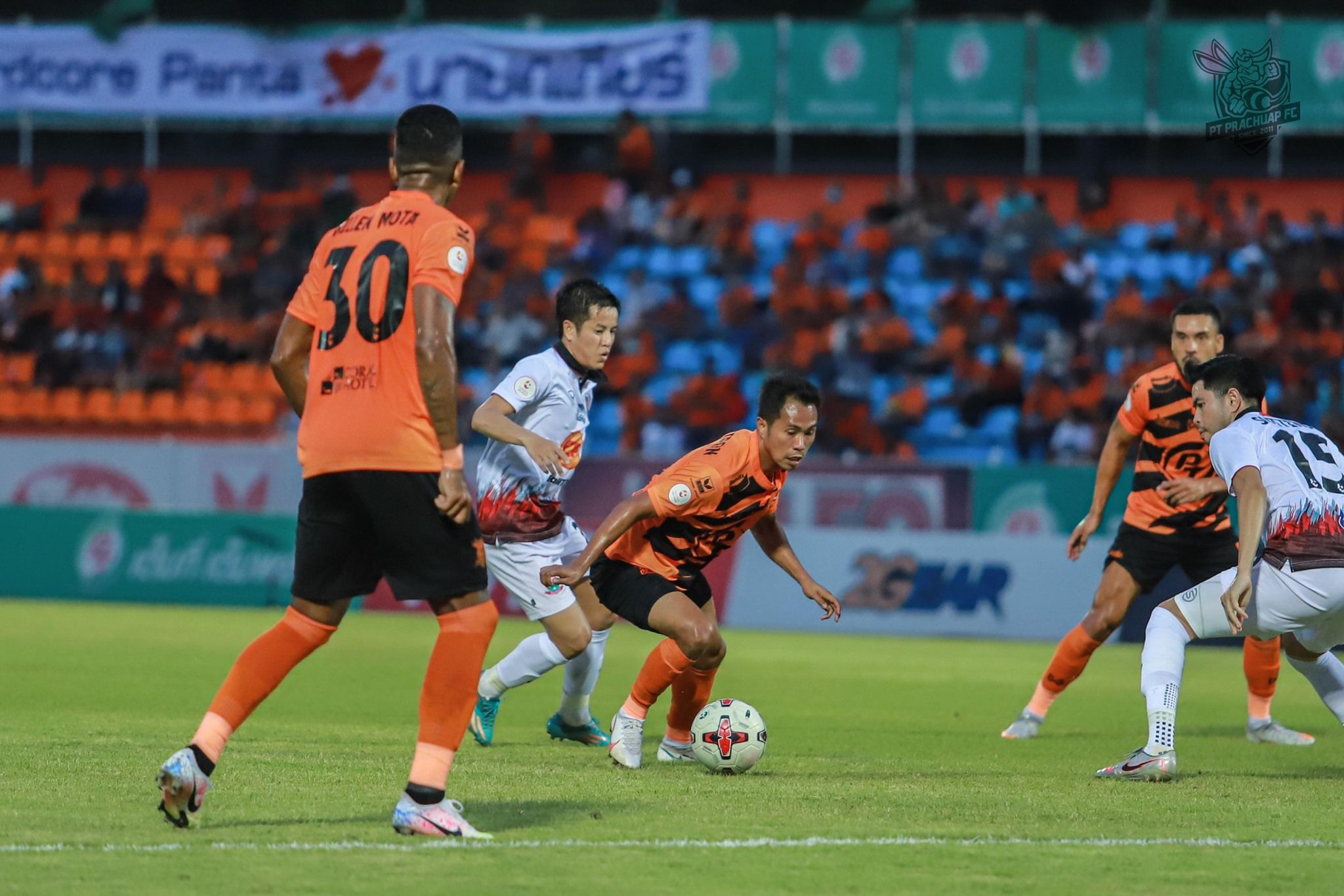 ชุติพนธ์ ทองแท้