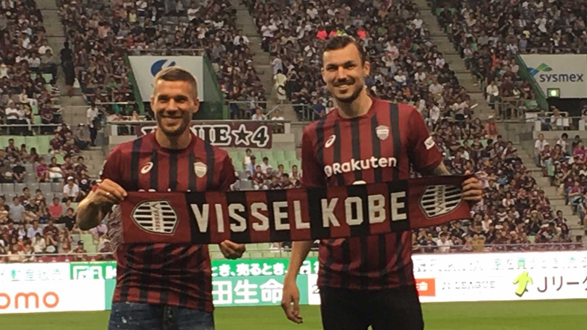 2017-07-08-kobe-lukas podlski-Mike Havenaar.