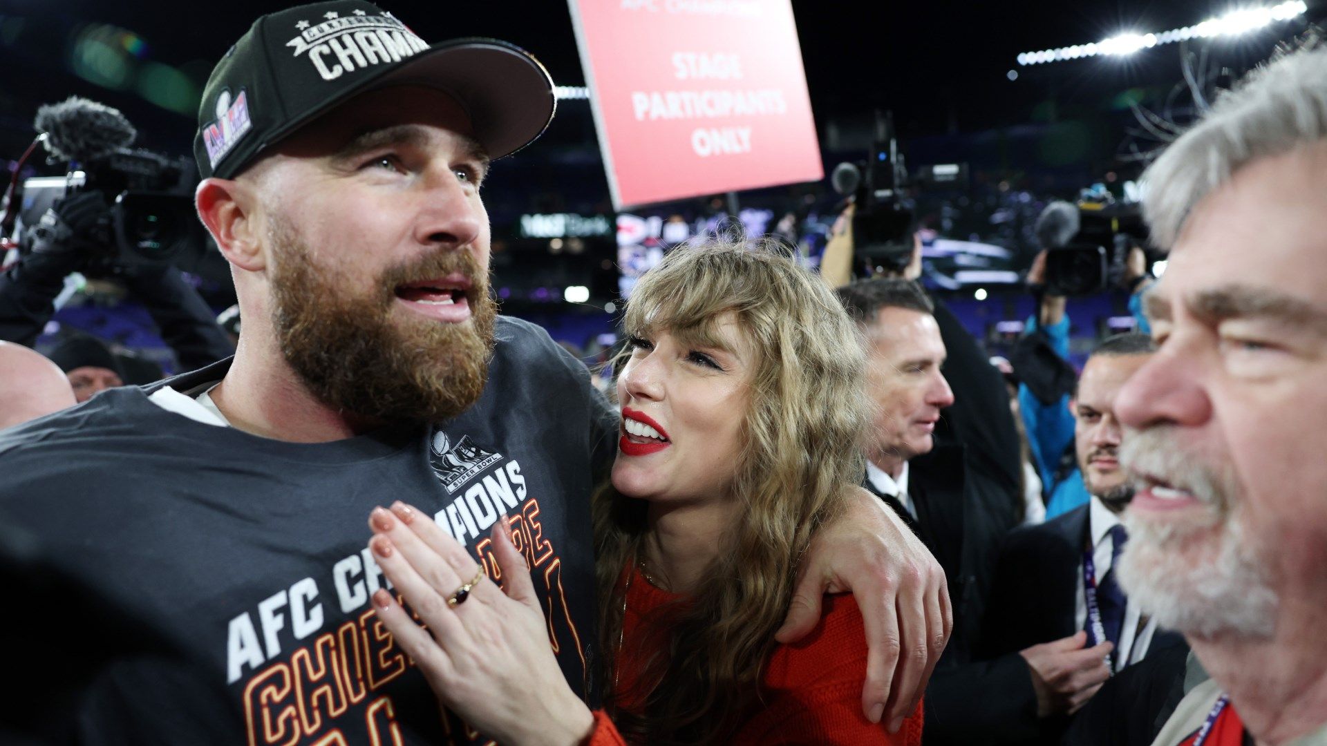 Travis Kelce Taylor Swift 2024