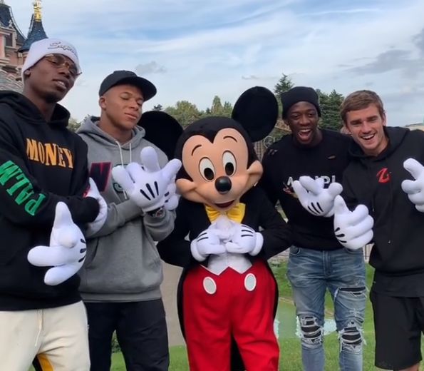 Pogba, Mbappé, Dembele, Griezmann és Mickey Mouse