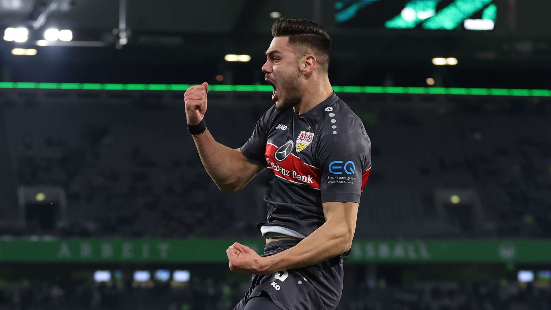 Der VfB Stuttgart fordert den FC Bayern München heraus.