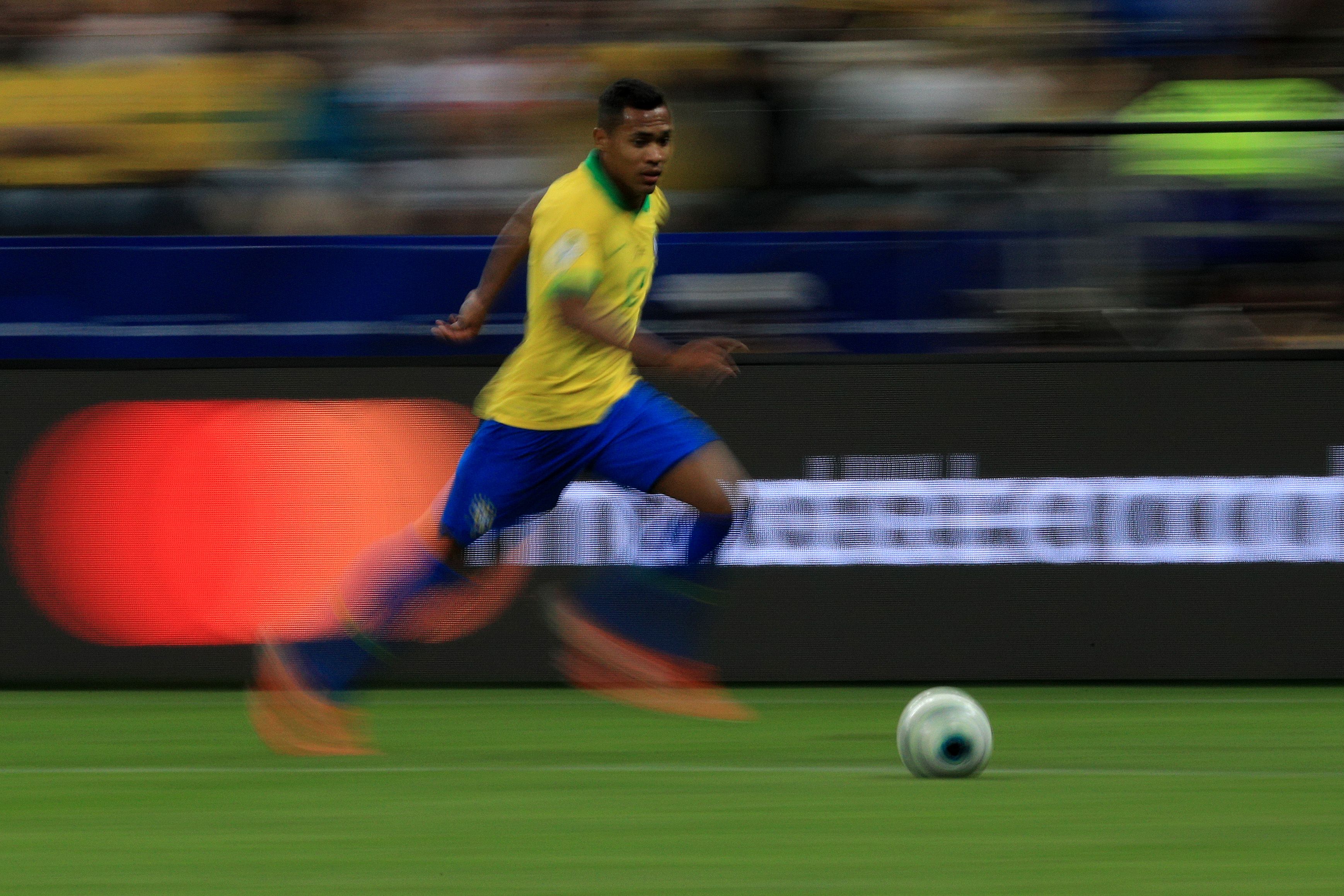 Allan em Brasil x Peru