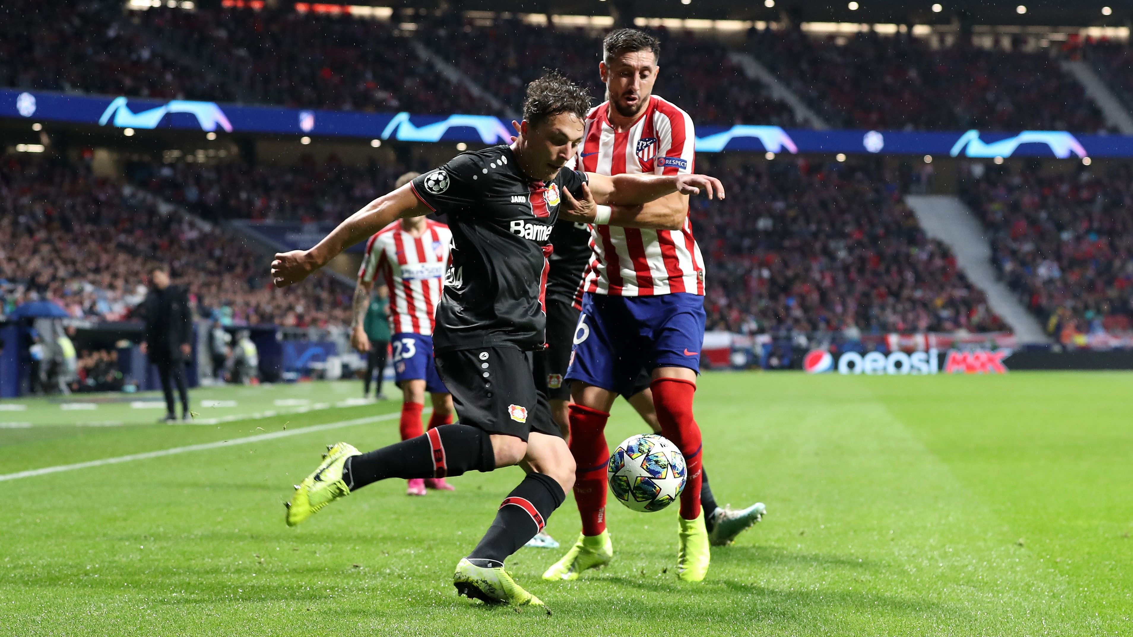 Hector Herrera Julian Baumgartlinger Atletico de Madrid Bayer Leverkusen UCL 22102019