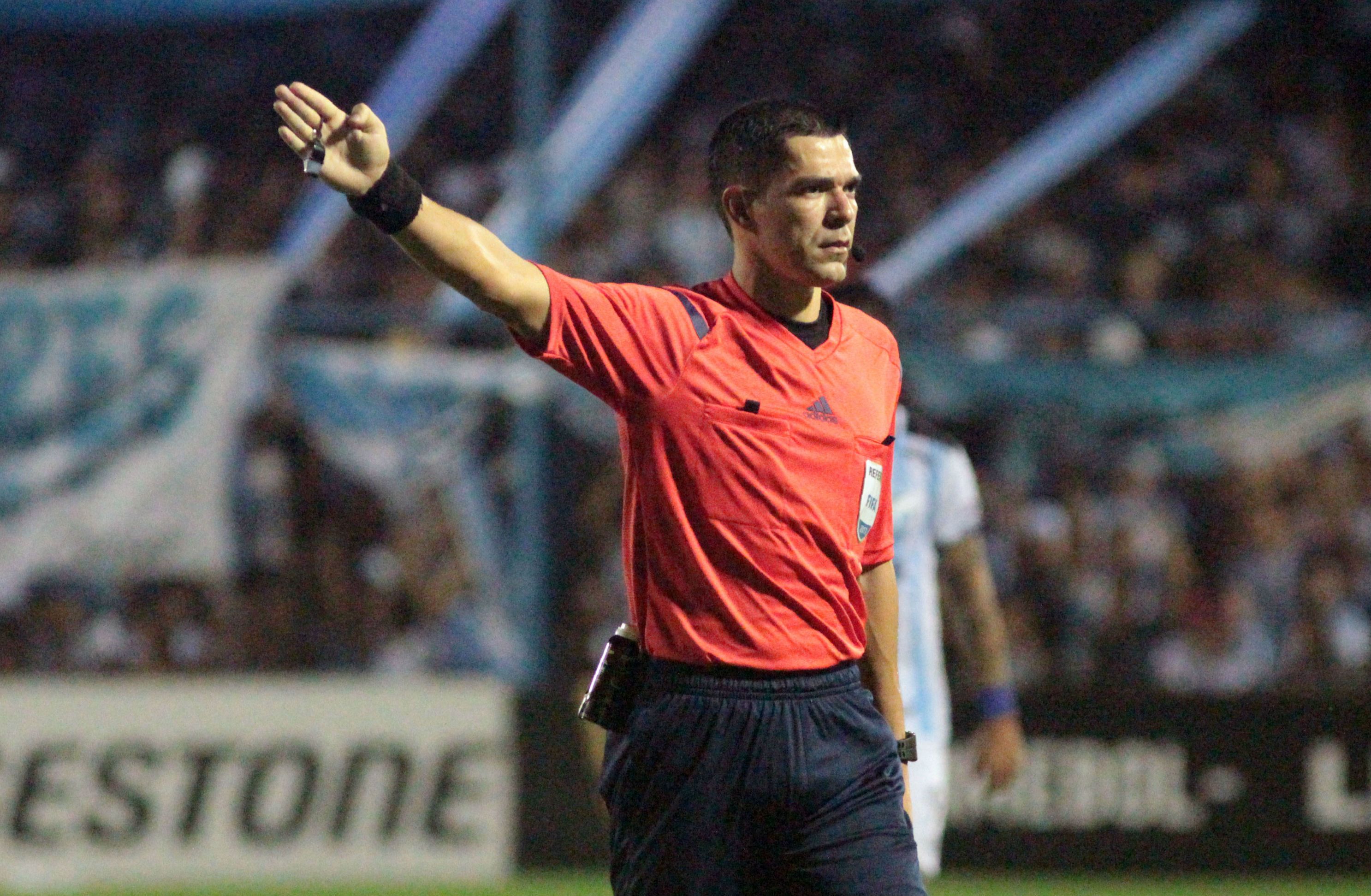 Arbitro Diaz (Paraguay) 21-02-19