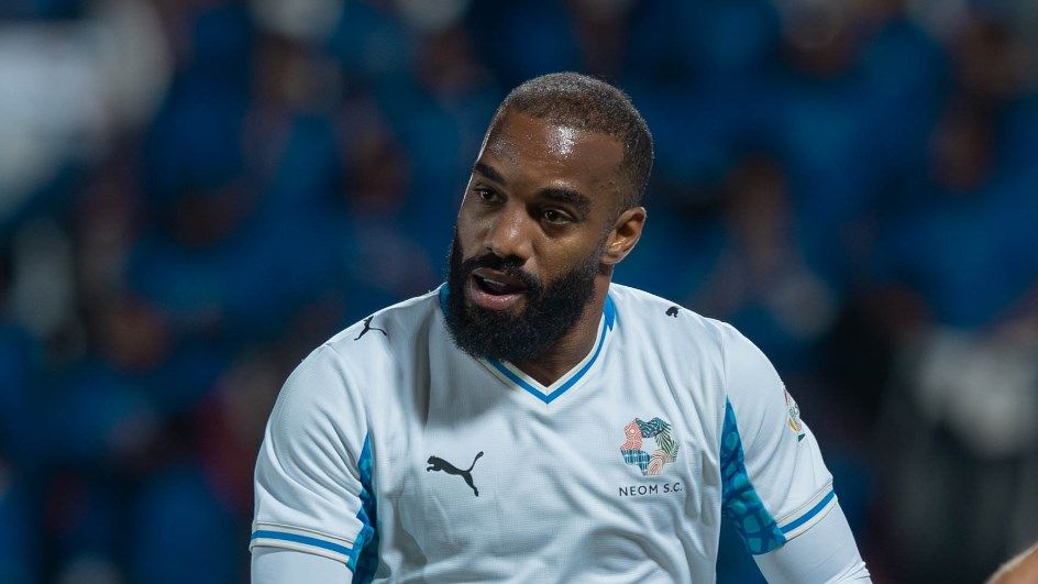 Alexandre Lacazette Neom Lyon Arsenal