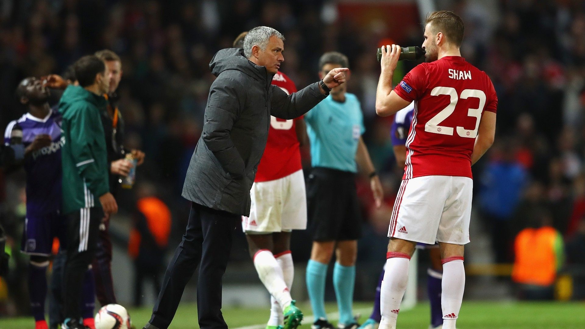 Jose Mourinho Luke Shaw Manchester United