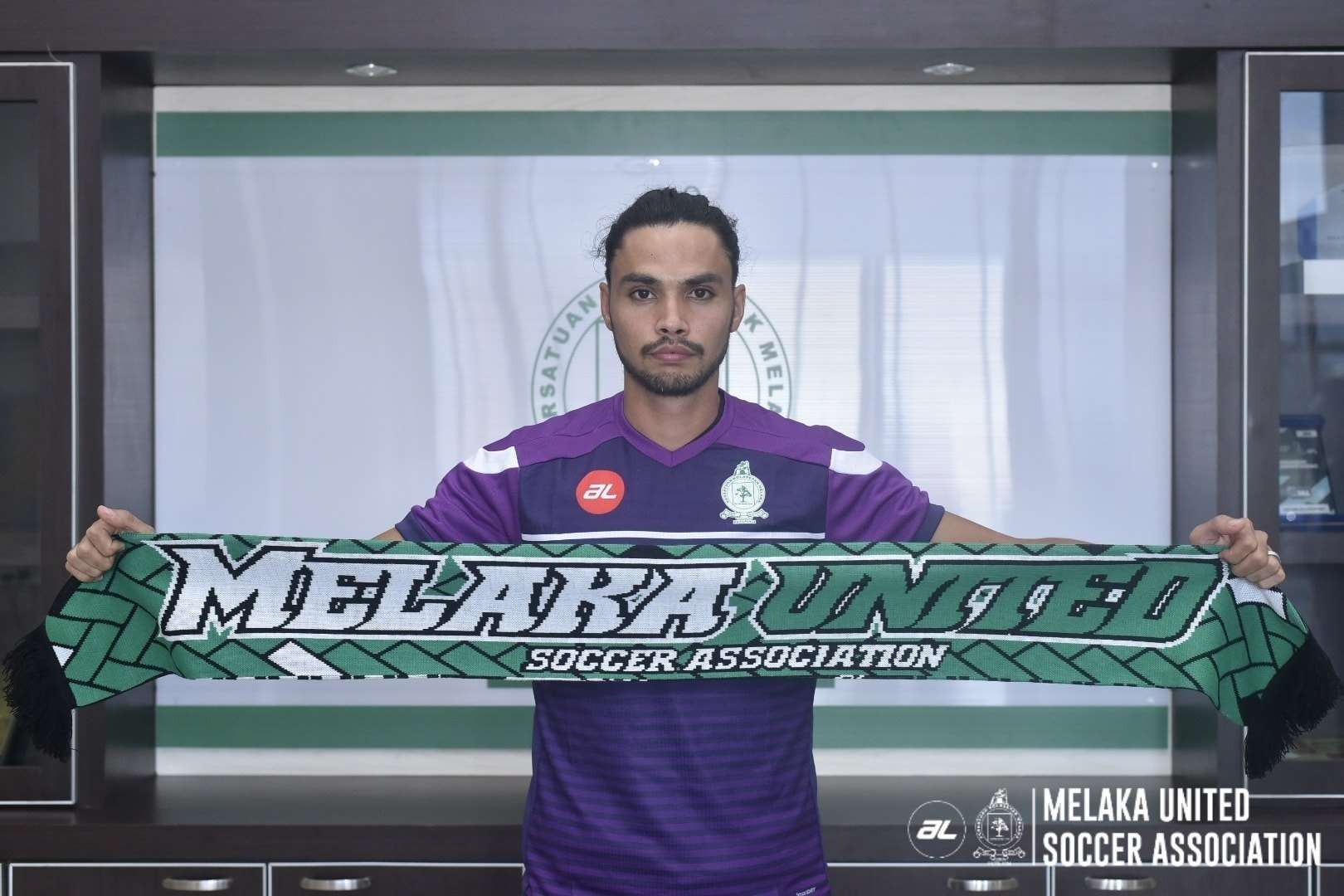 นฤพน พุฒซ้อน