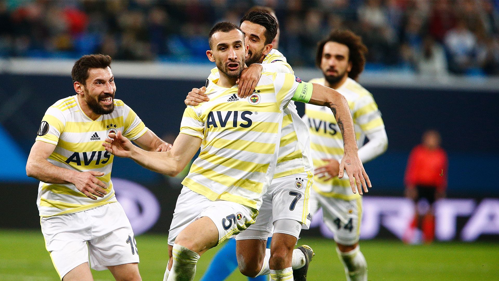 Fenerbahce Zenit Mehmet Topal 02212019