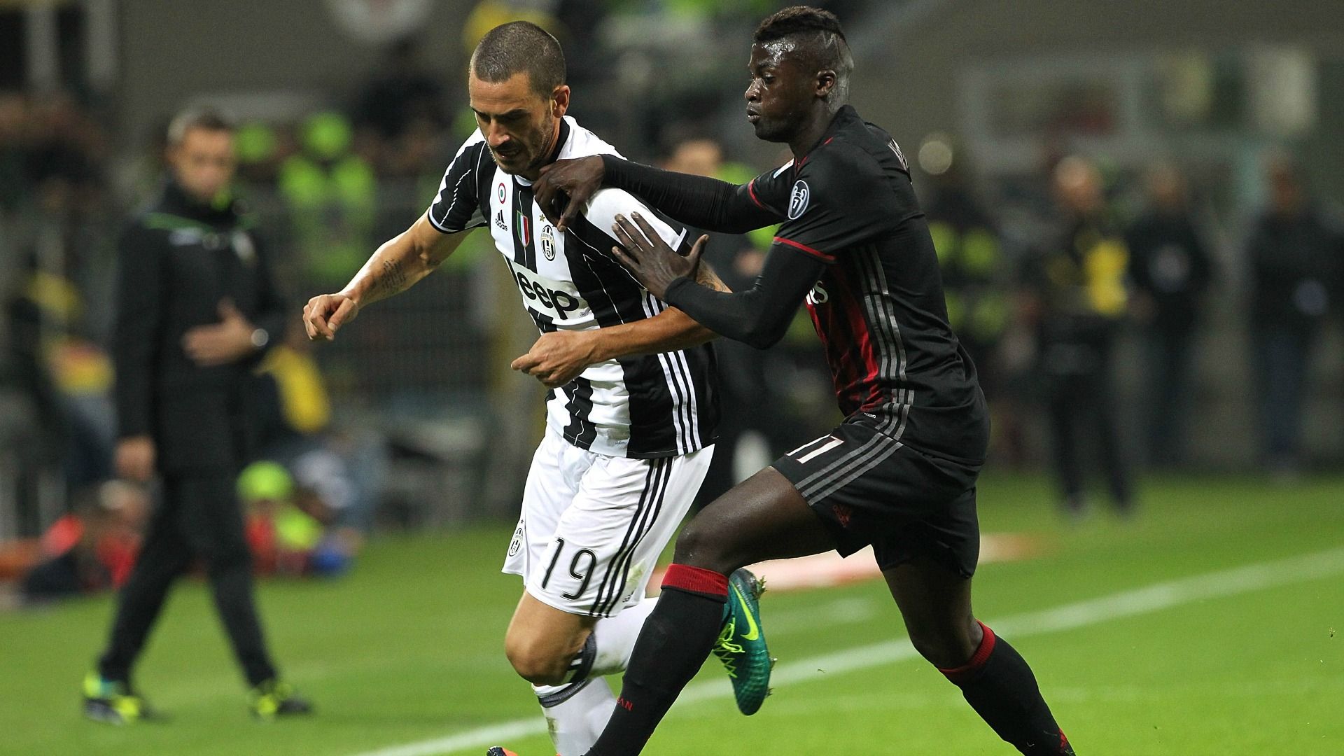 Mbaye Niang Leonardo Bonucci Milan Juventus