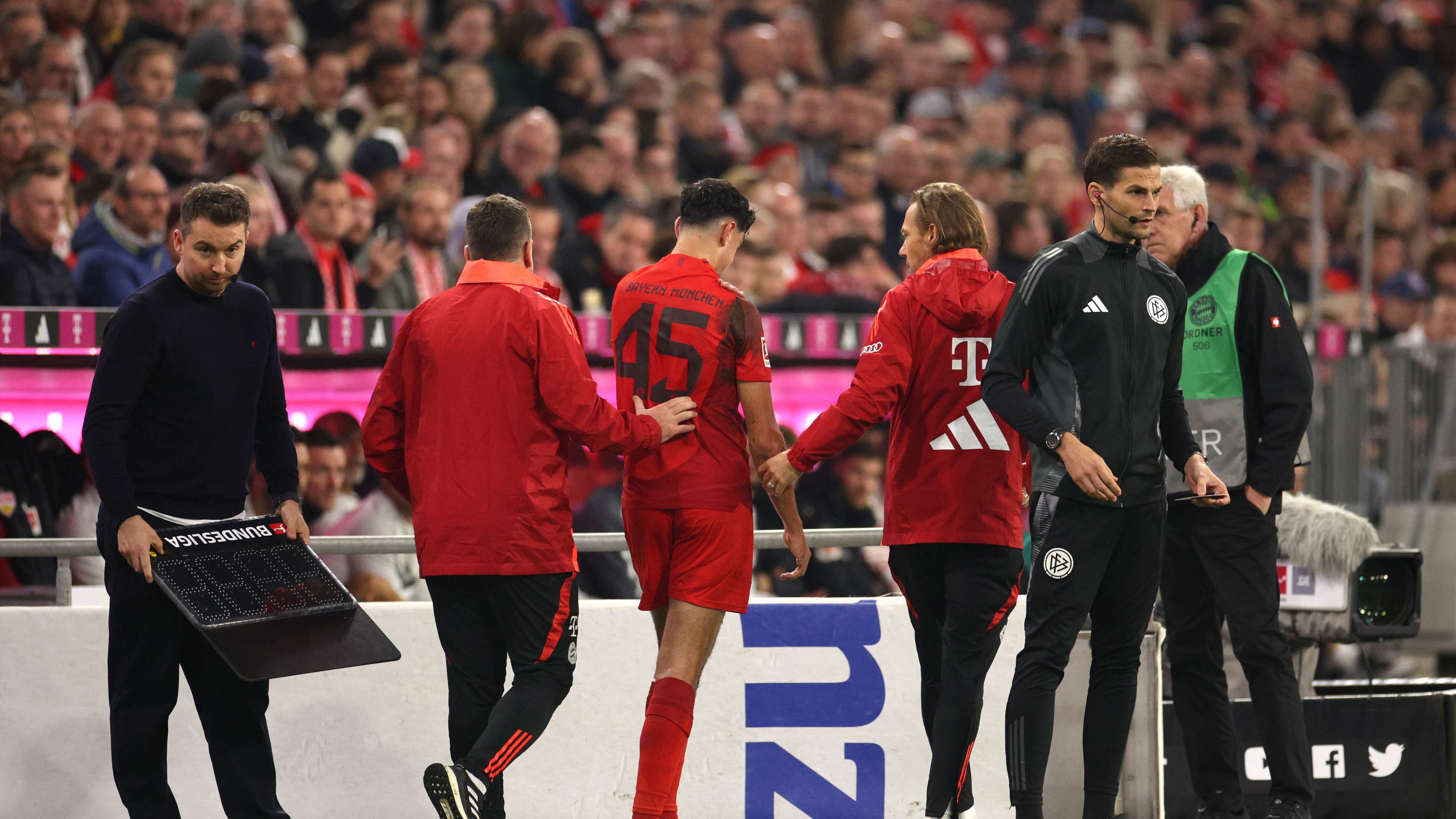 Aleksandar Pavlovic Bayern Munich Bundesliga