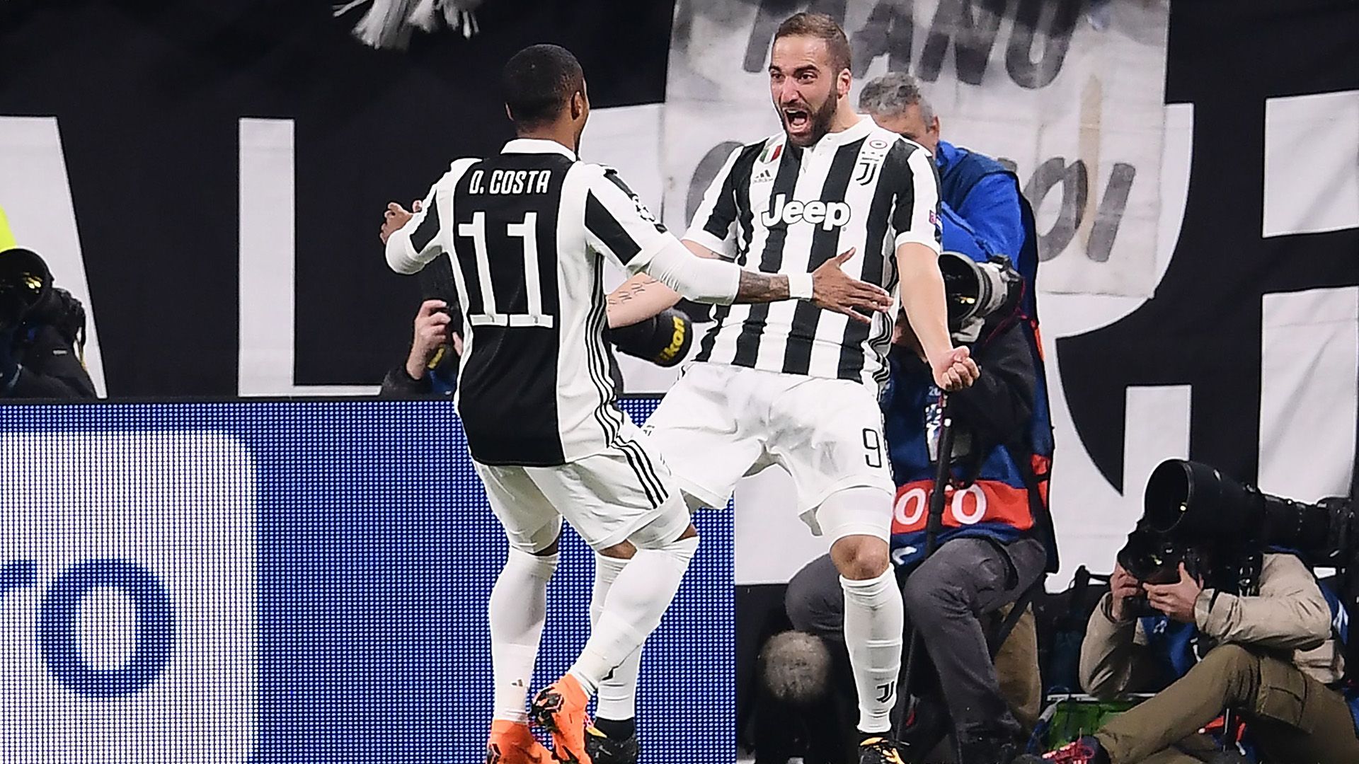 Gonzalo Higuain Juventus Tottenham Champions League