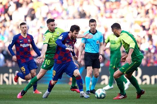 메시 VS 에이바르