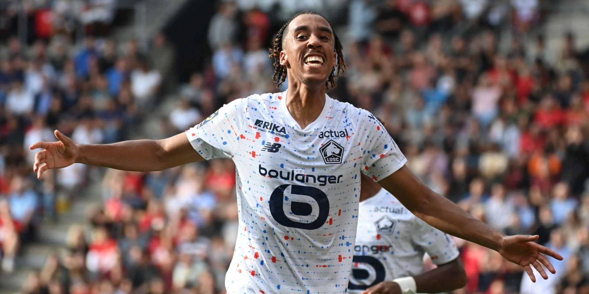 Leny Yoro Lille 2023 HIC 2:1