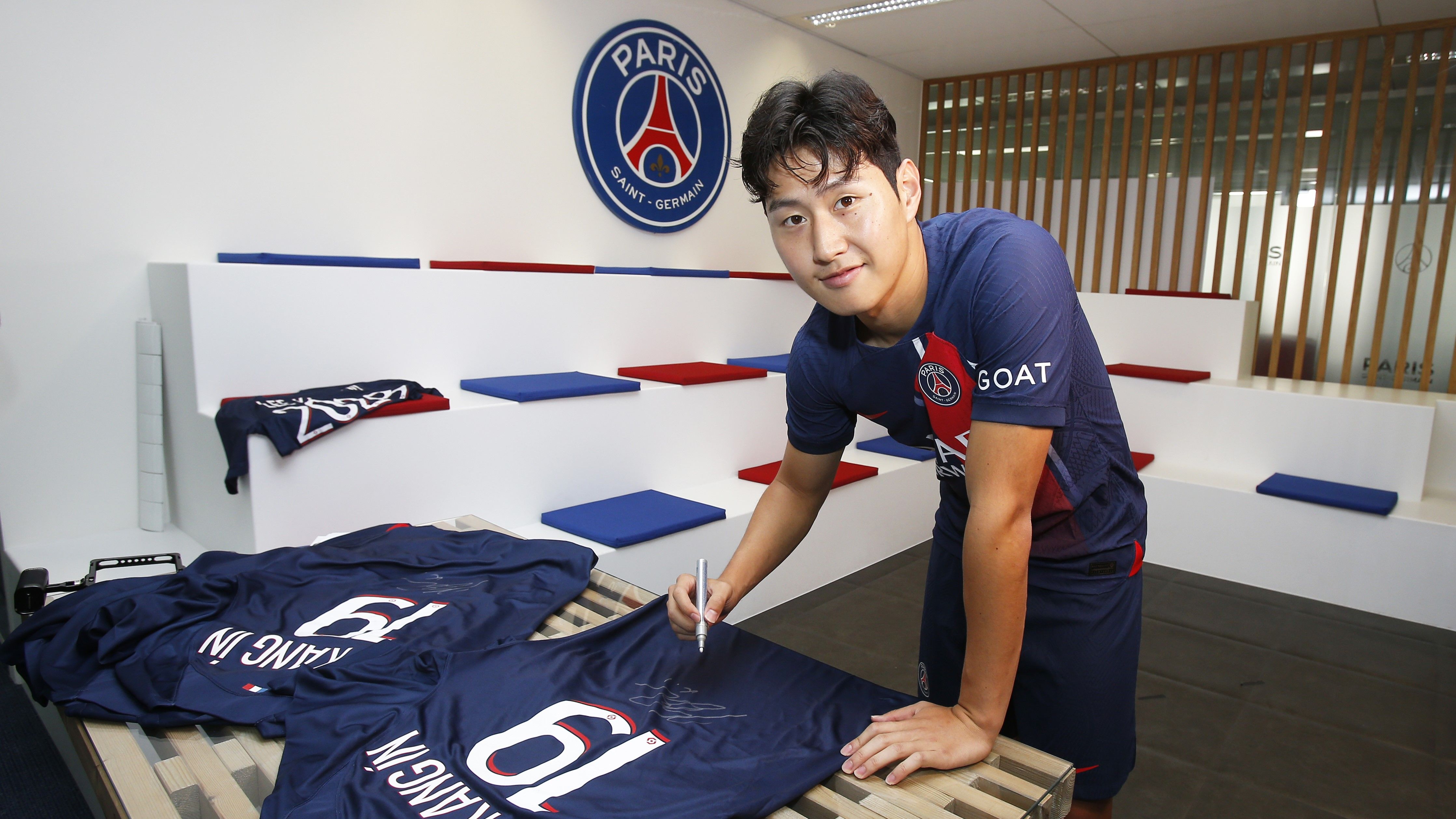 이강인 PSG 16:9
