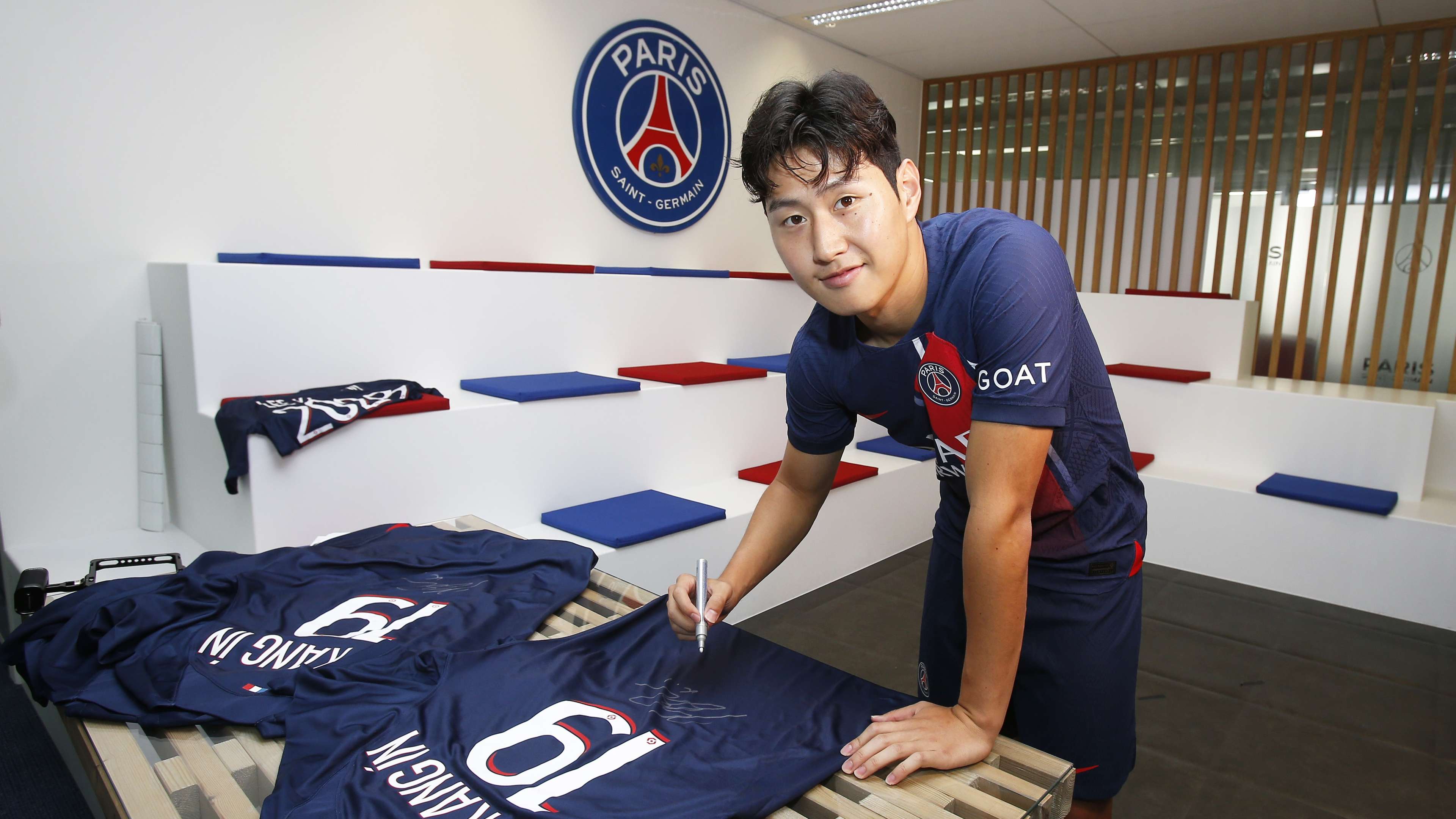 이강인 PSG 16:9