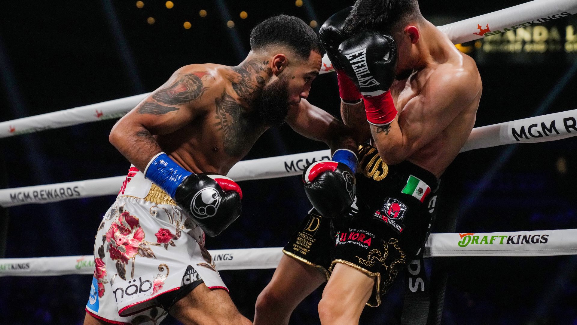 Luis Nery v Carlos Castro