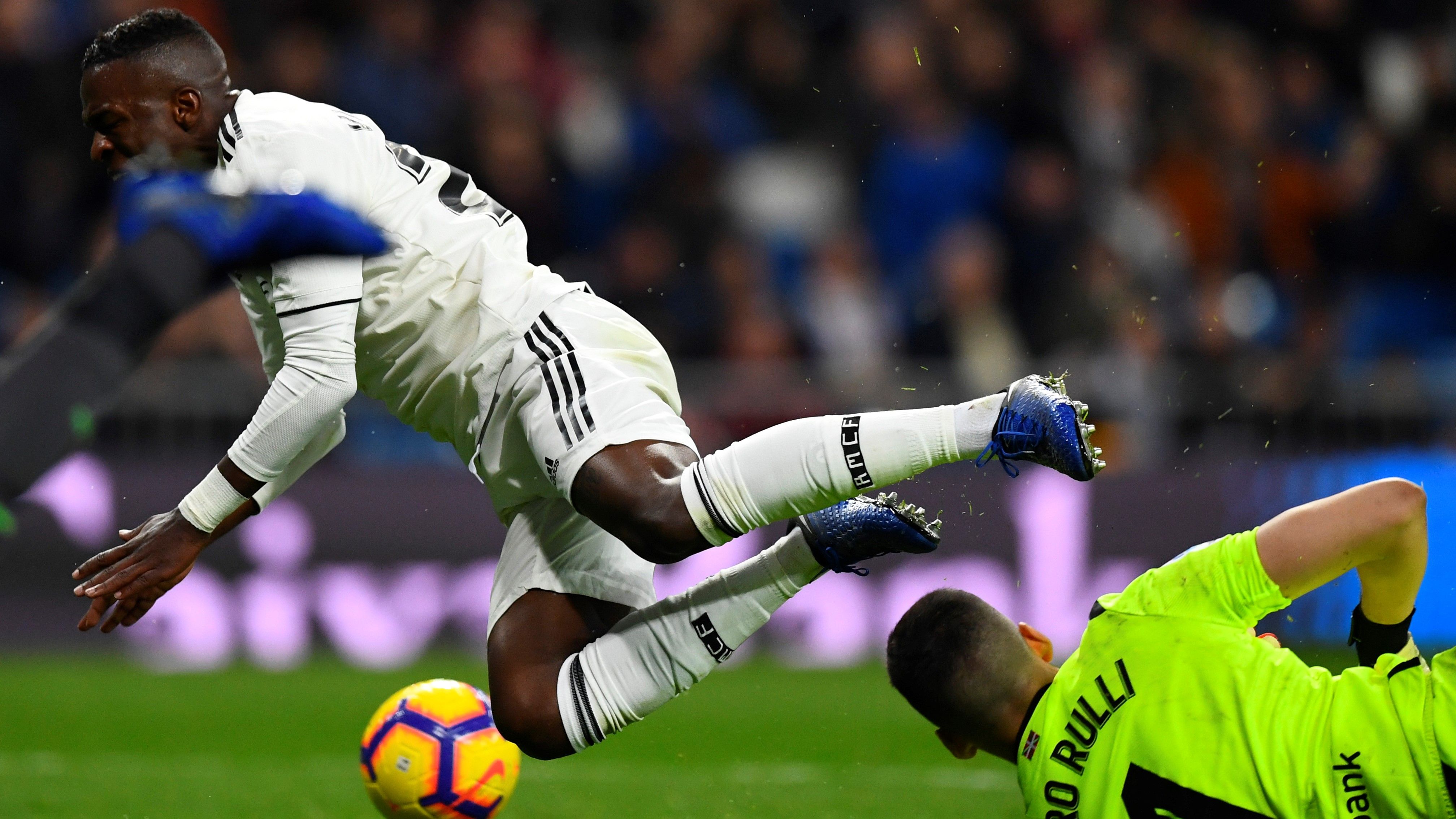 Vinicius Real Madrid Real Sociedad LaLiga 06012019