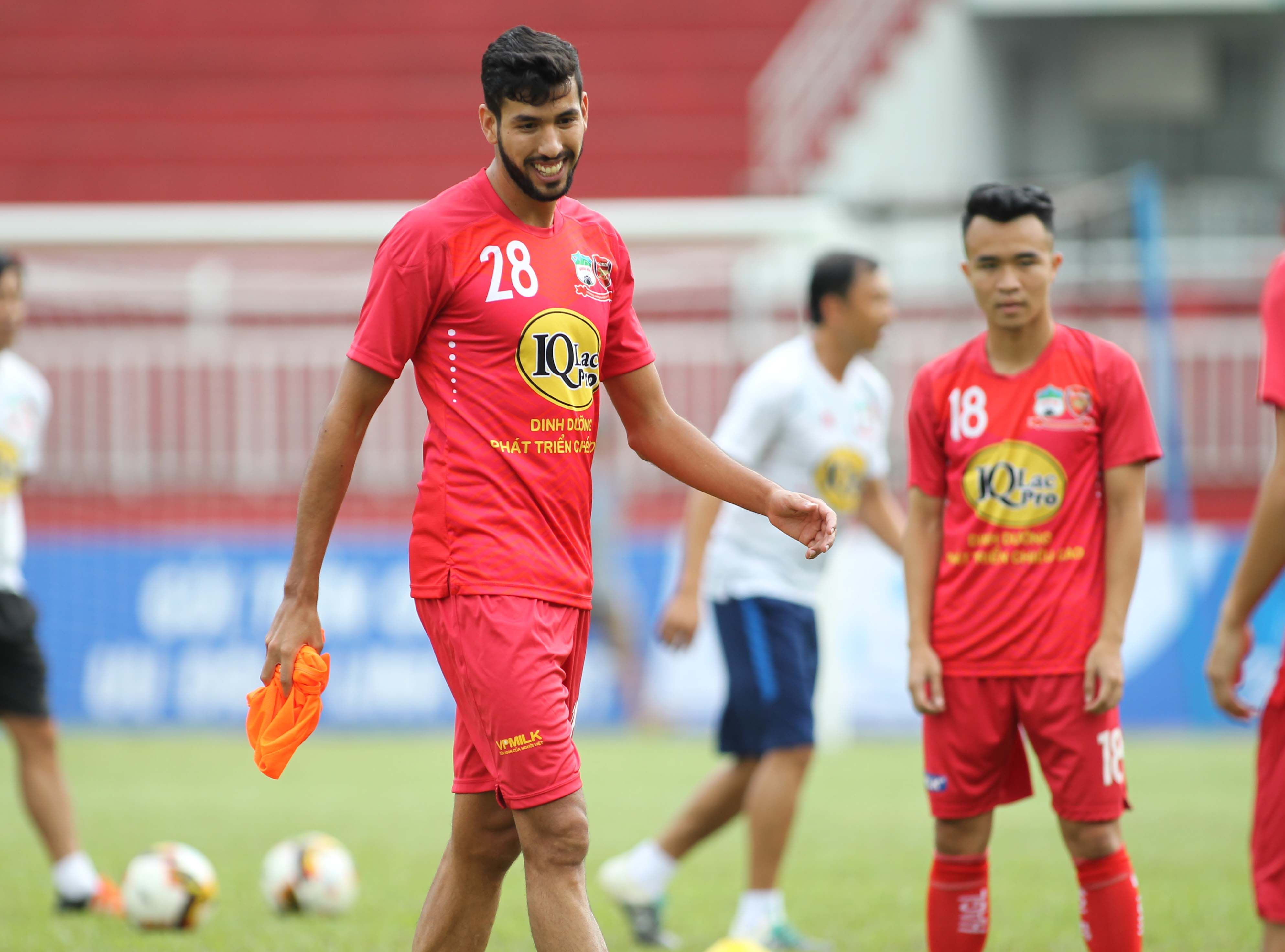 HAGL tập trên sân Thống Nhất chiều 2/6