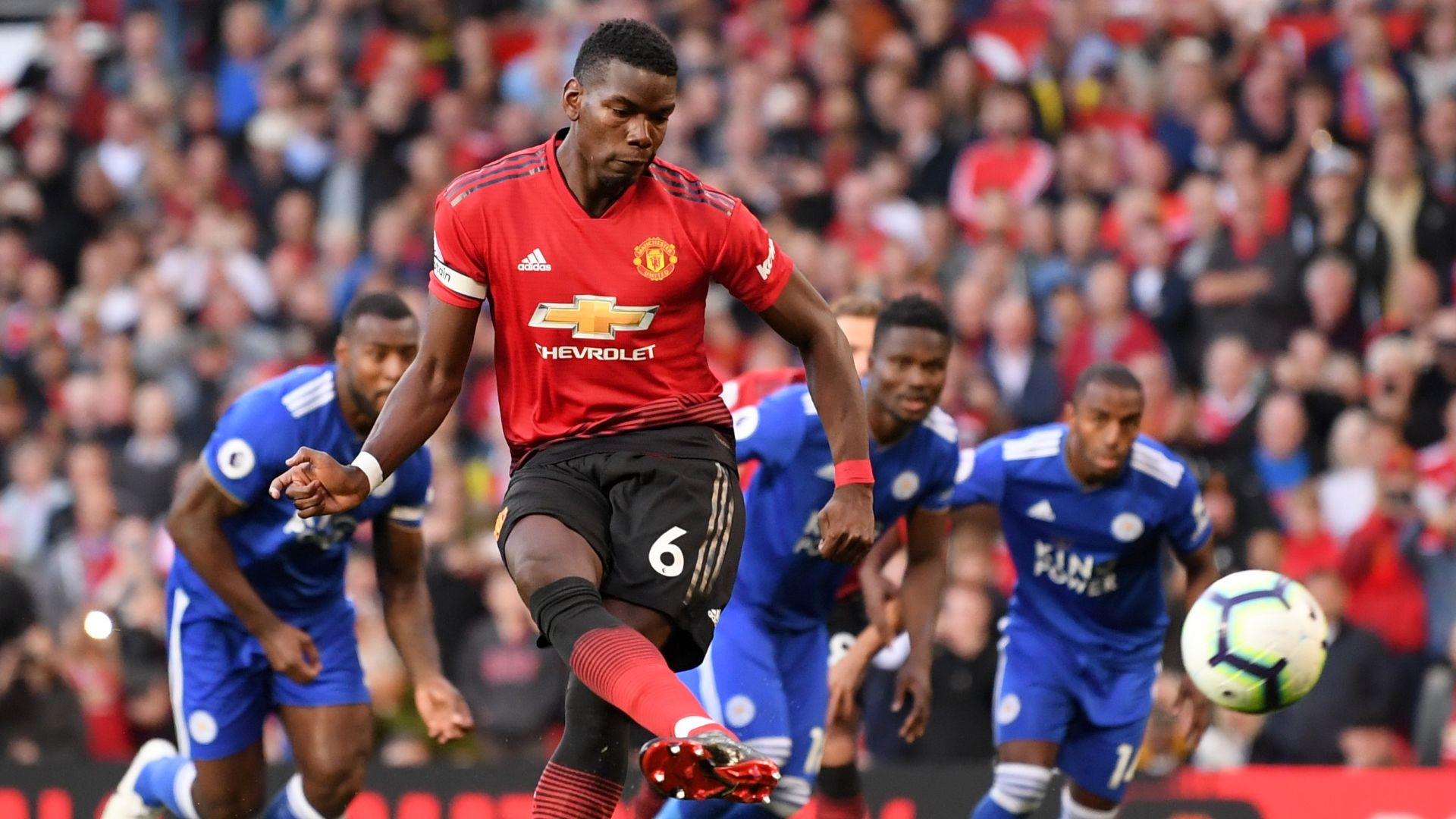 Paul Pogba scores penalty vs Leicester