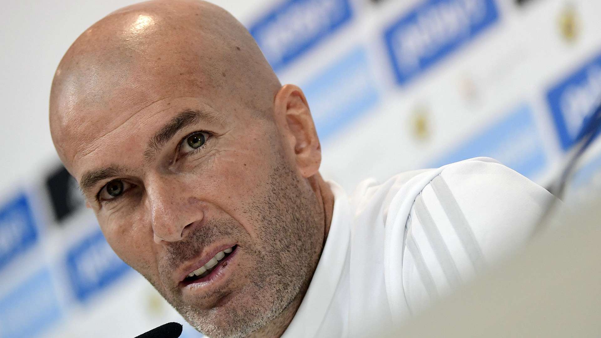 Zinedine Zidane Real Madrid Supercopa