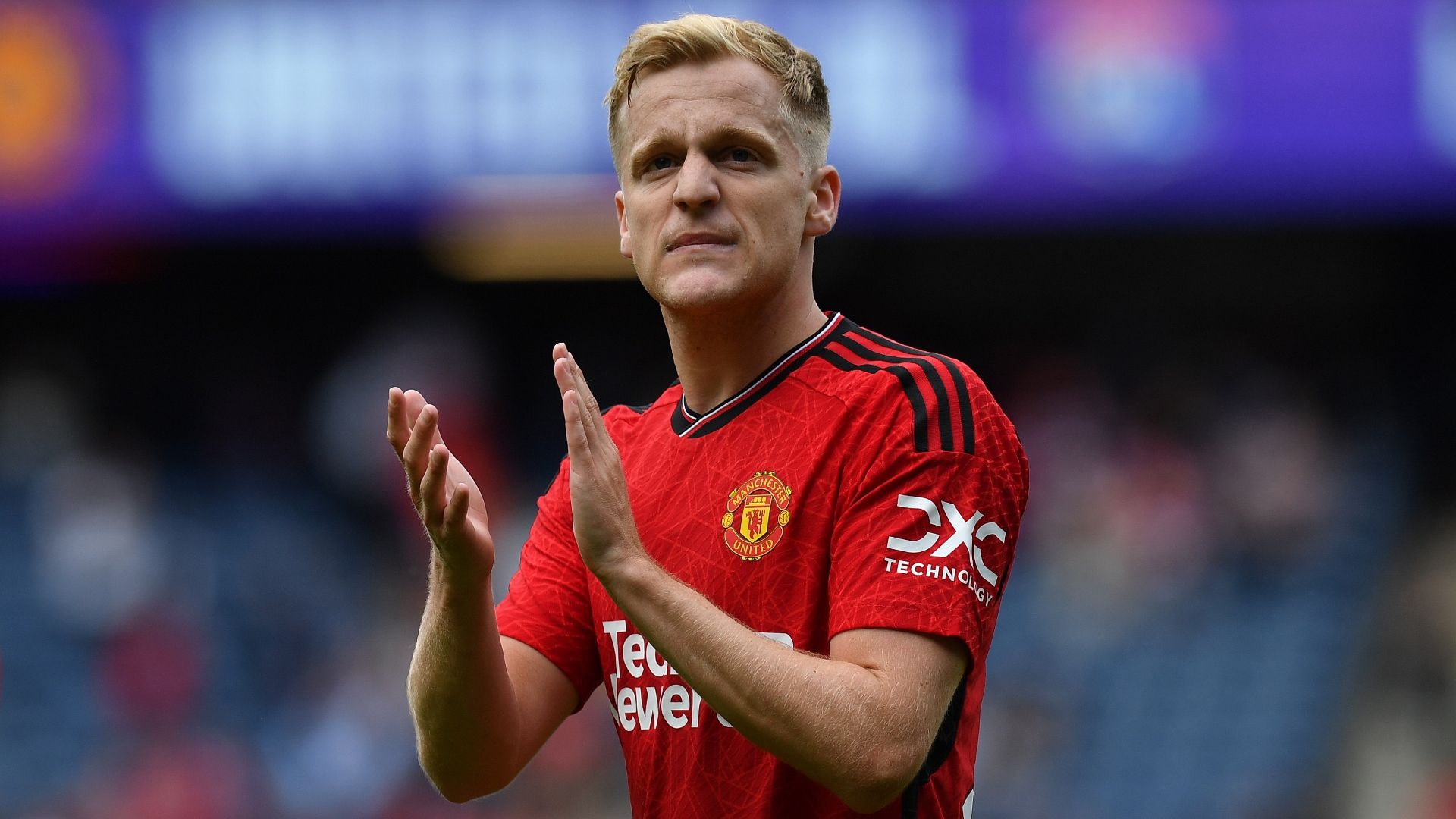 Disaster of a deal' - Donny van de Beek set to leave Man United for a  stunning fee as Red Devils' fans rage over 'joke' transfer | Goal.com US