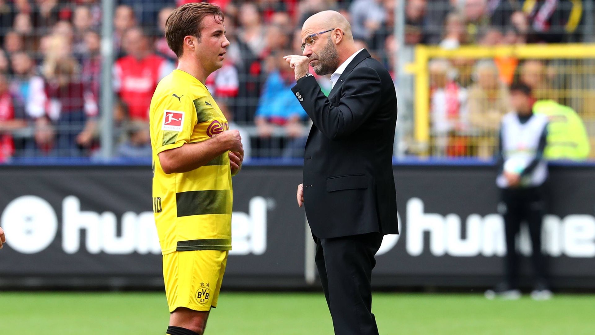 ONLY GERMANY Mario Gotze Peter Bosz Borussia Dortmund 2017