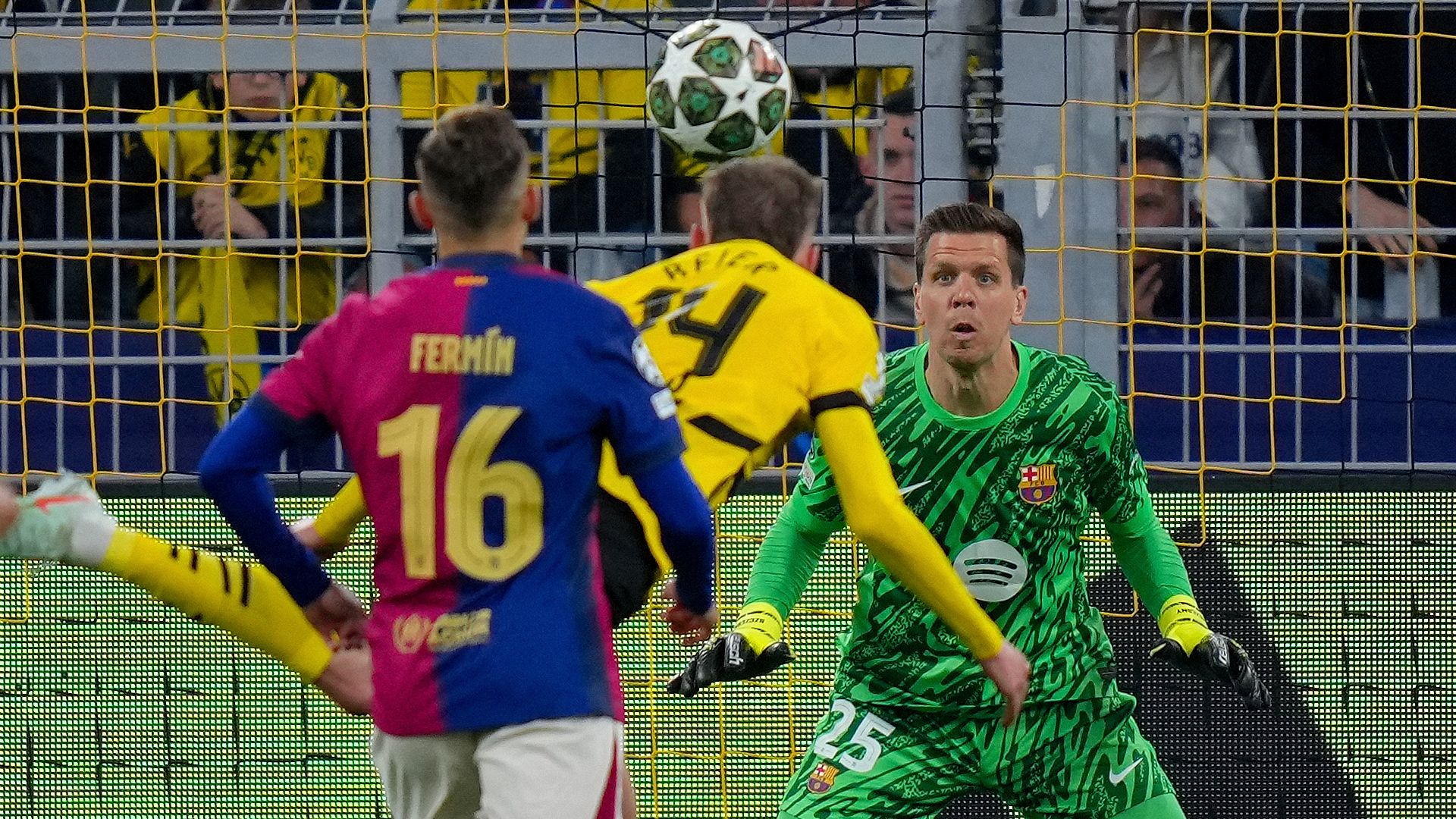 Szczesny Borussia Dortmund Barcellona