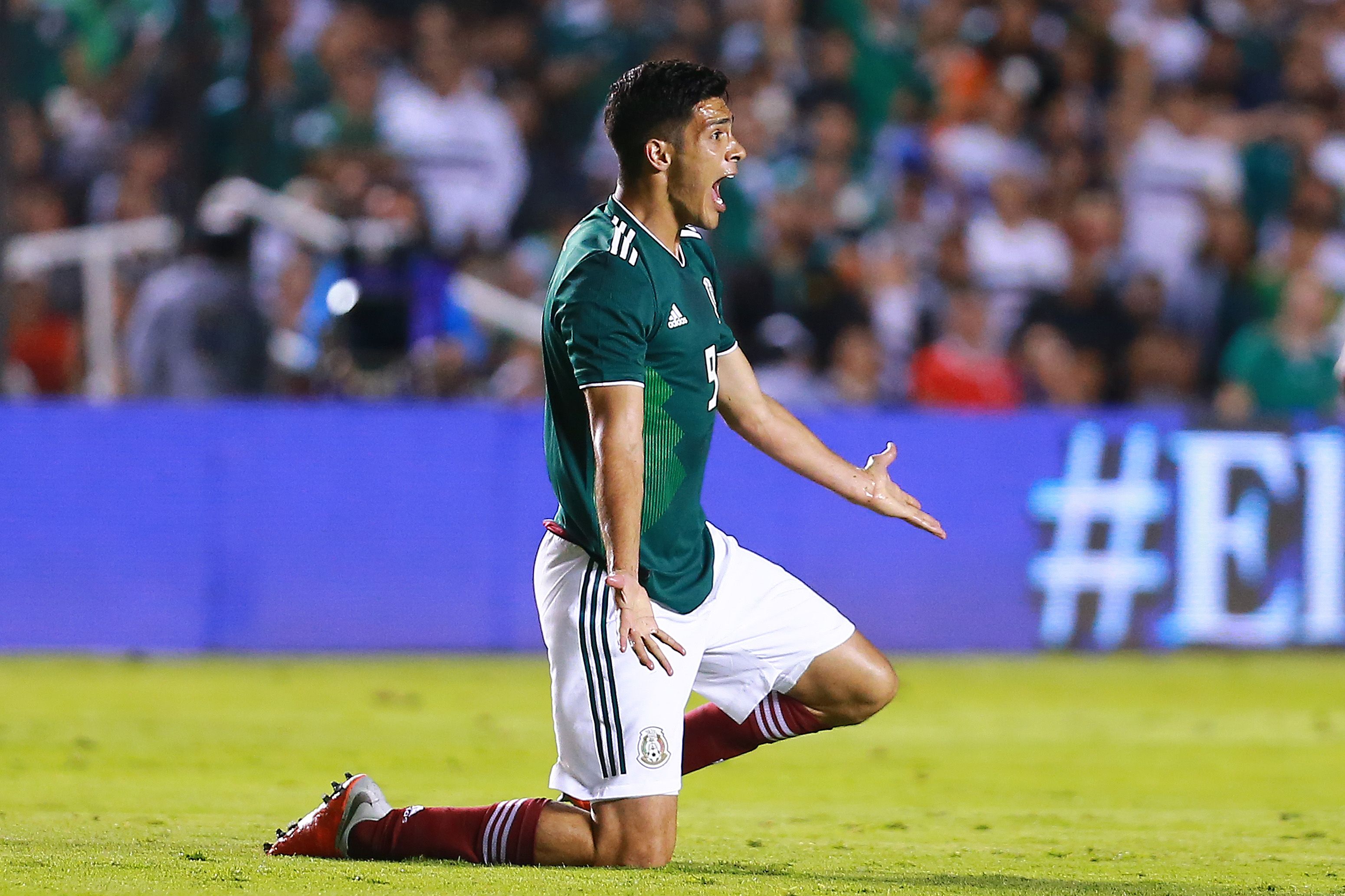 Raúl Jiménez México 2018