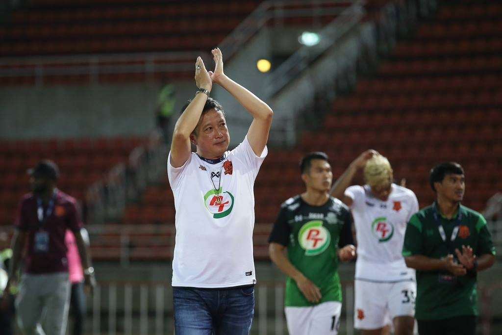 ทรงเกียรติ ลิ้มอรุณรักษ์