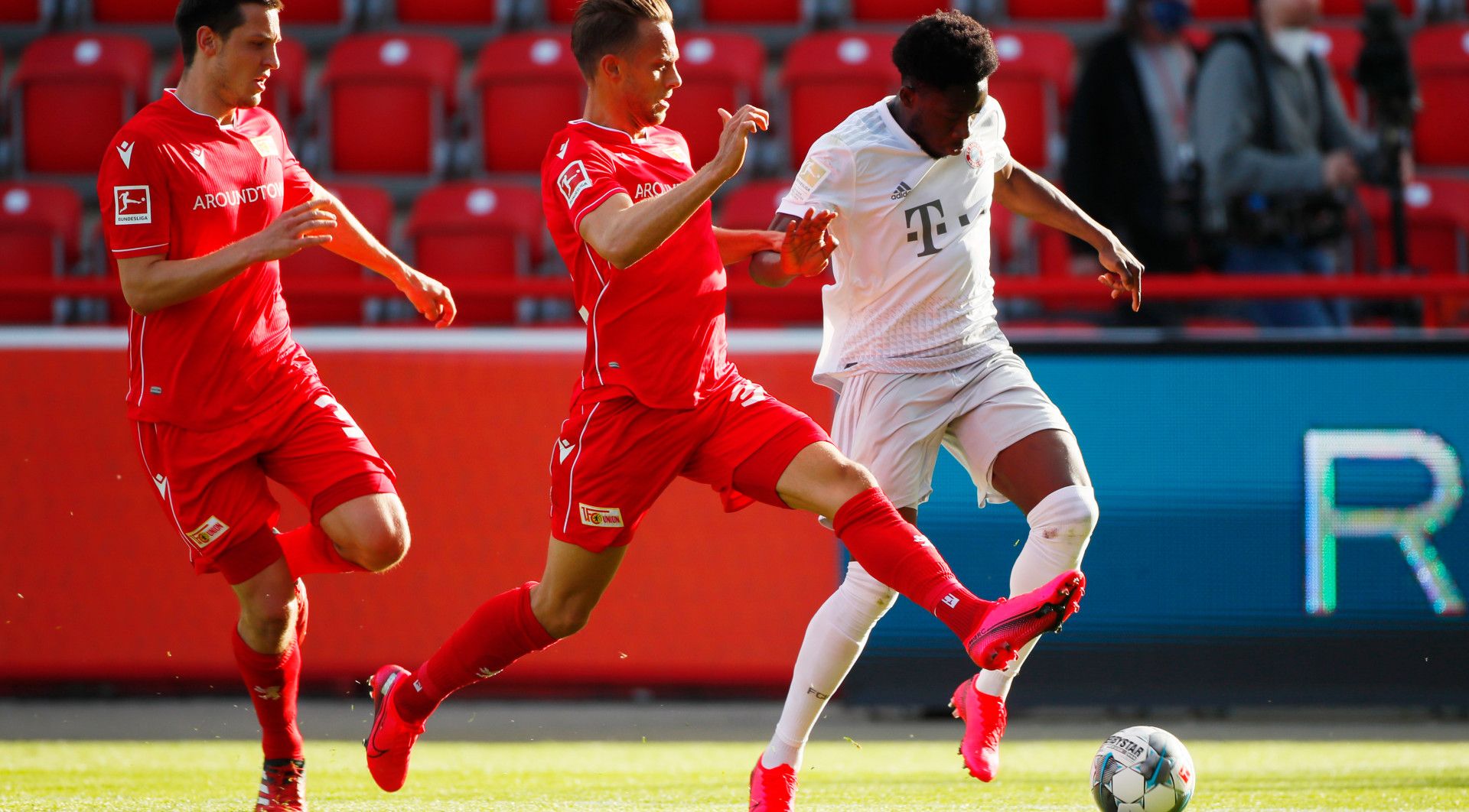 ONLY GER Union v Bayern