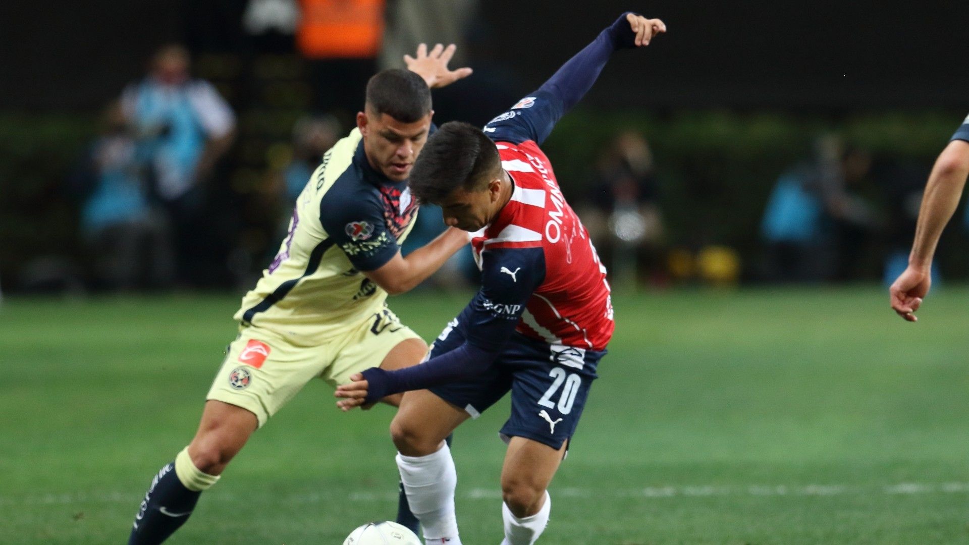 Richard Sánchez Fernando Beltrán Chivas América Clausura 2022