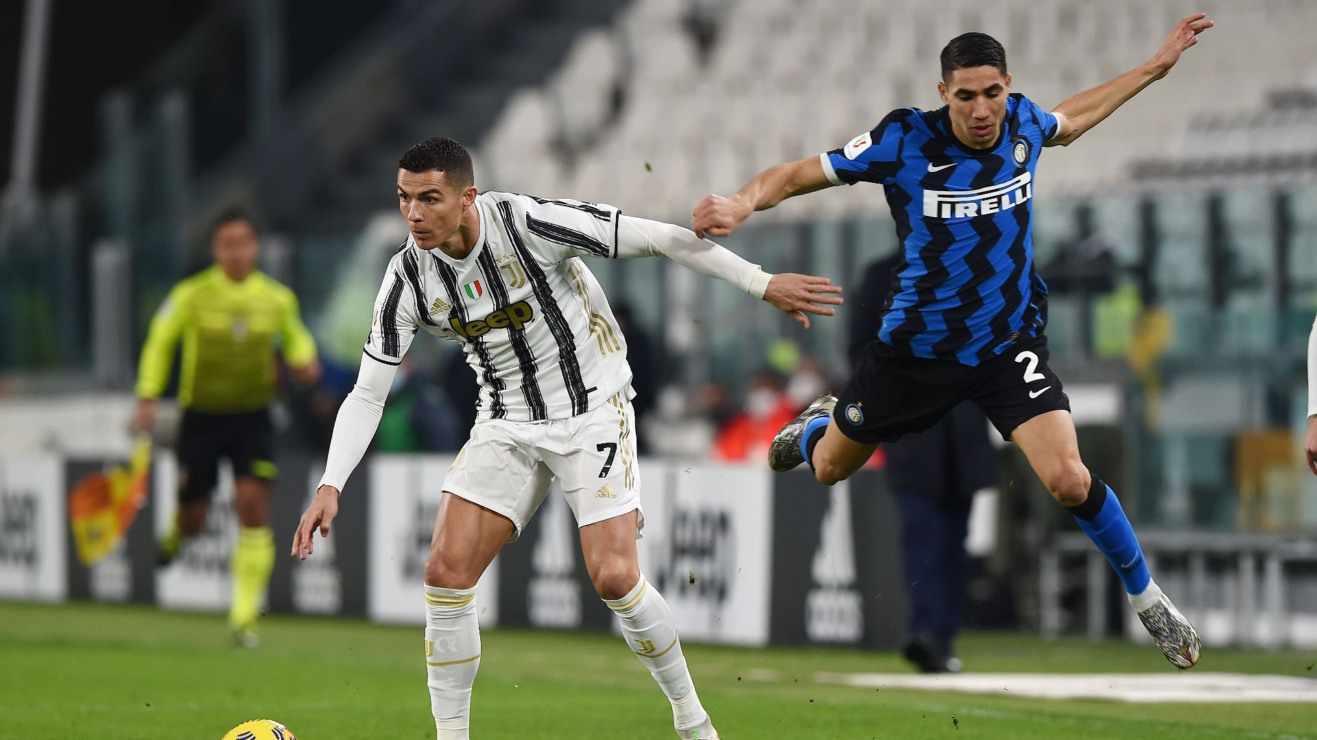 Cristiano Ronaldo Achraf Hakimi Juventus FC Inter Coppa Italia 2020-21 09022021