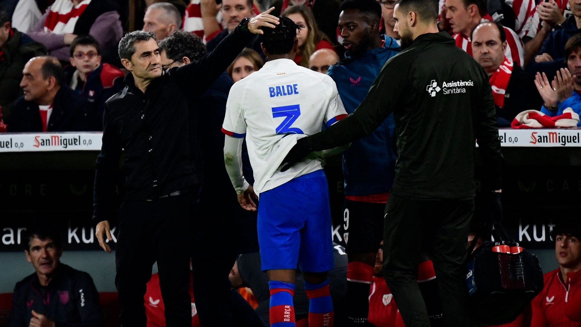 Alejandro Balde Barcelona 2023-24