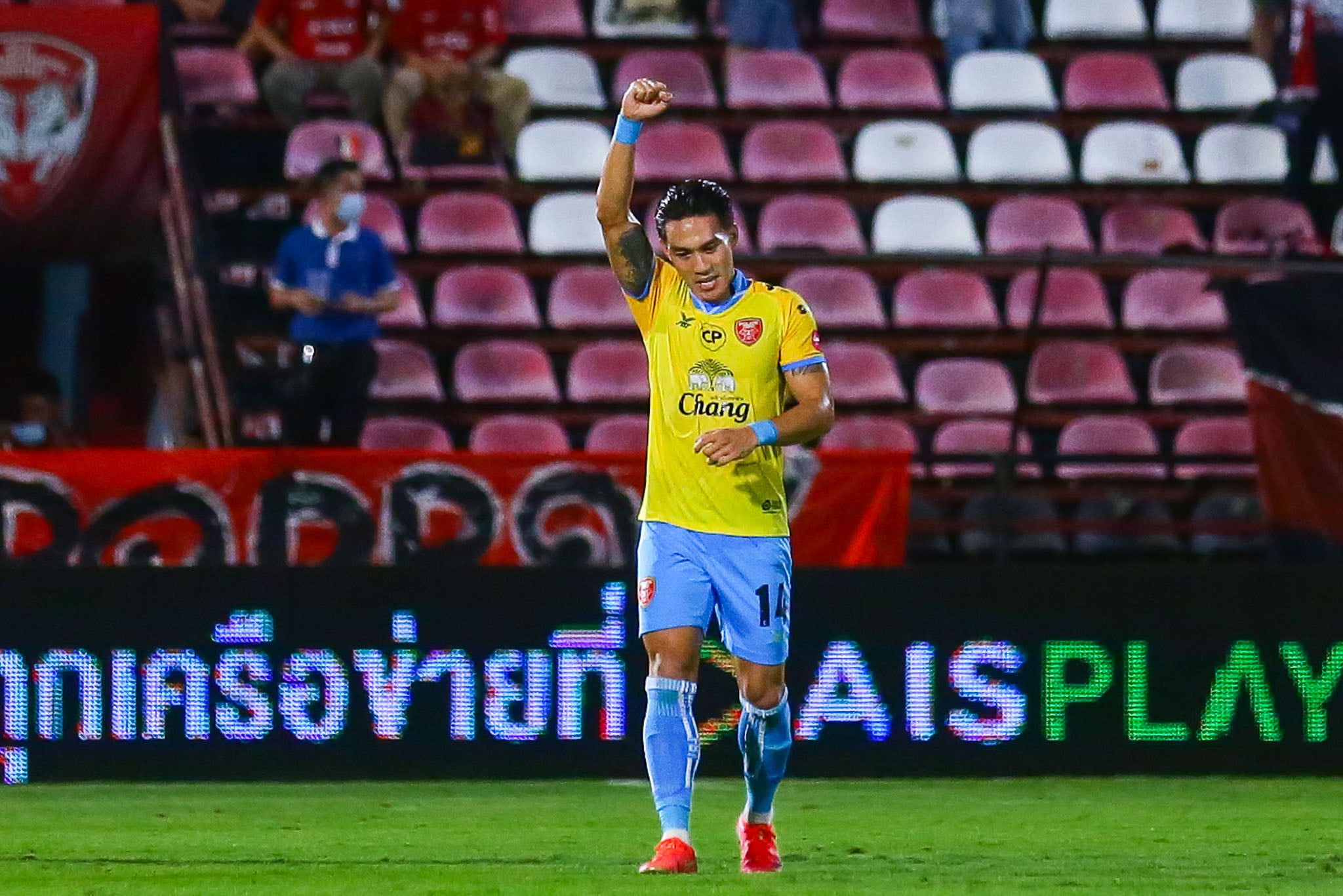 ธีรเทพ วิโนทัย