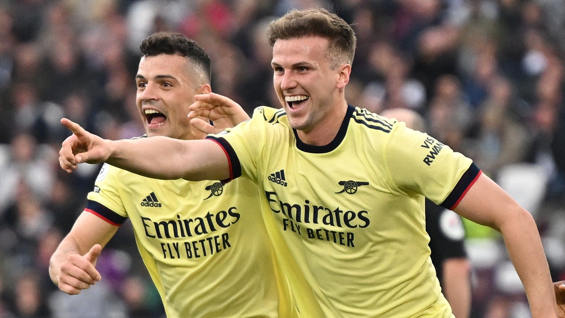 Rob Holding Arsenal West Ham 2021-22