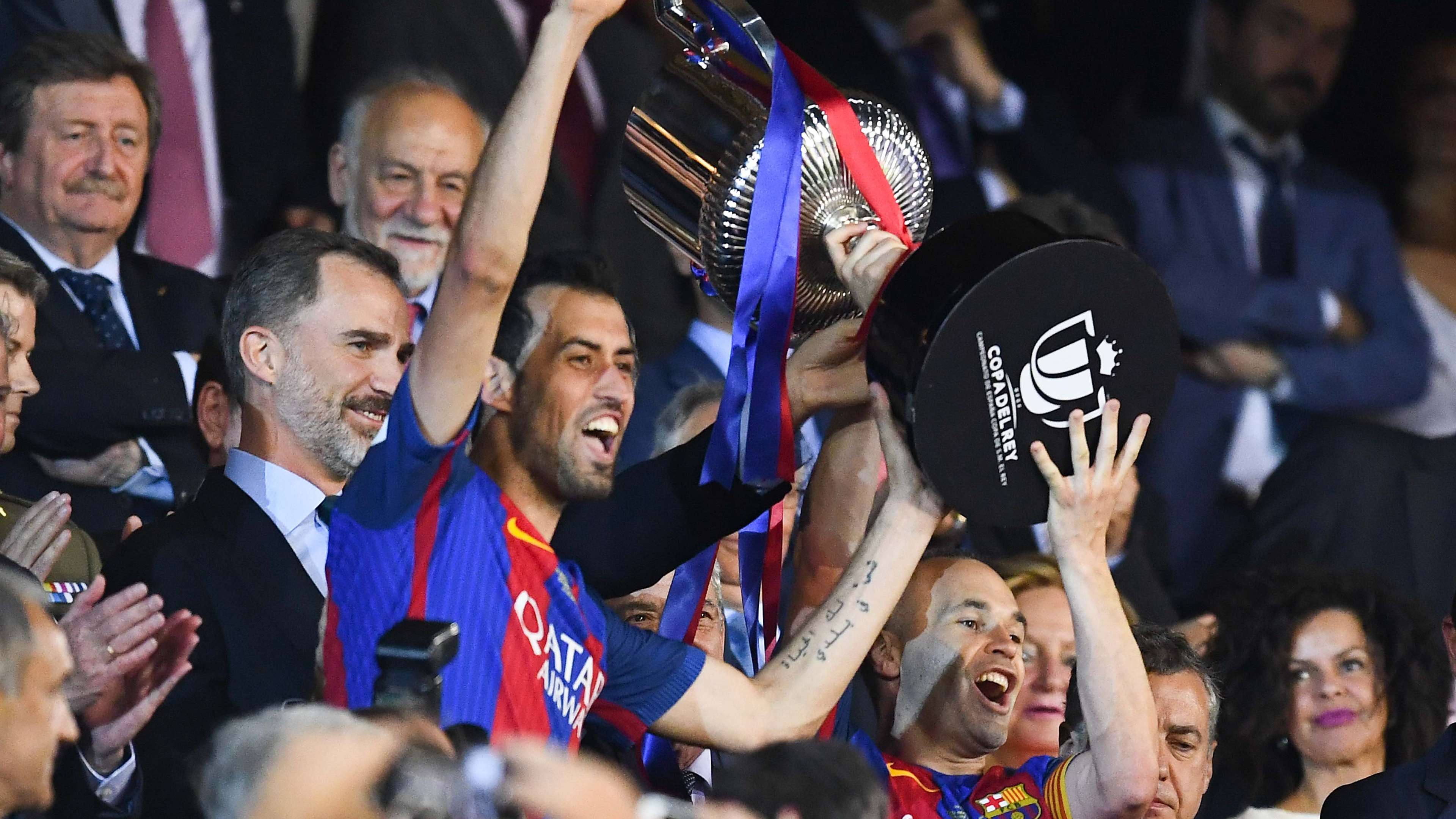 Sergio Busquets Andres Iniesta Barcelona Alaves Copa del Rey 27052017