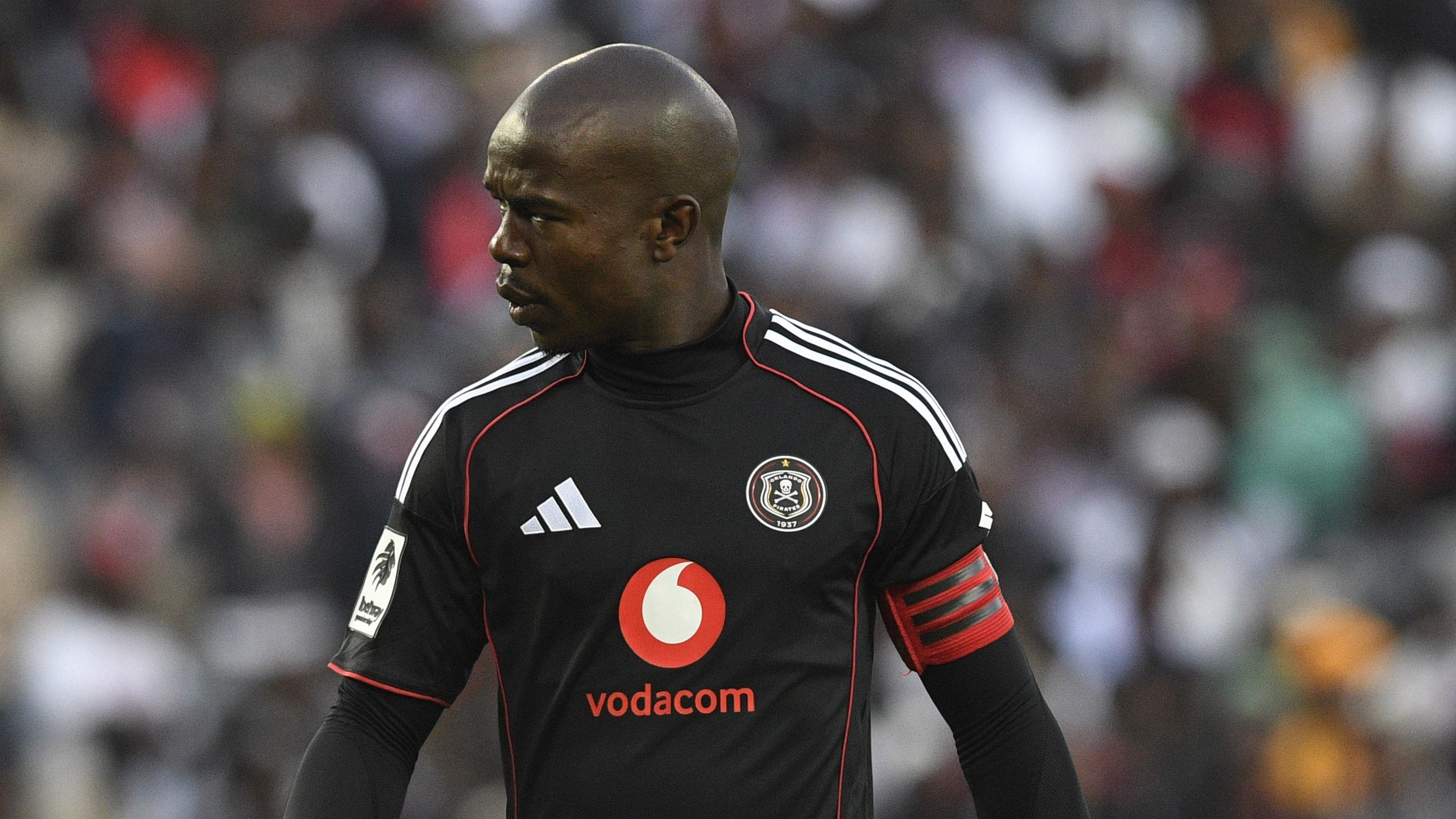 Nkosinathi Sibisi, Orlando Pirates