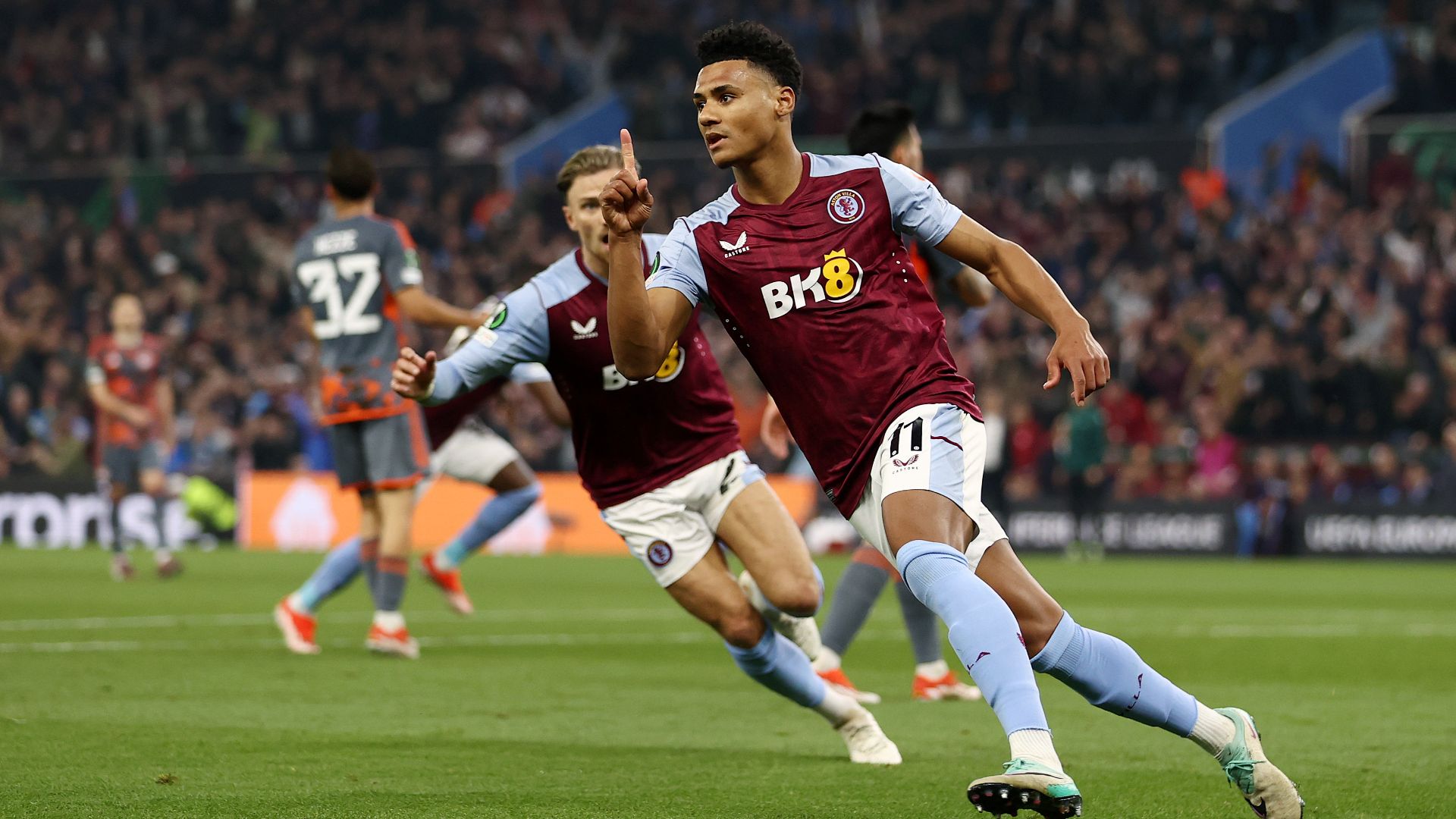 Ollie Watkins Olympiacos Aston Villa