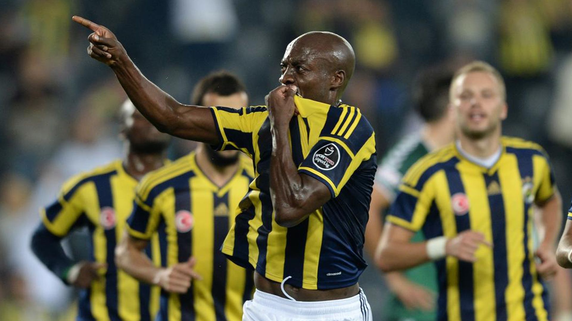 Fenerbahce - Konyasspor Pierre Webo STSL 04102014.