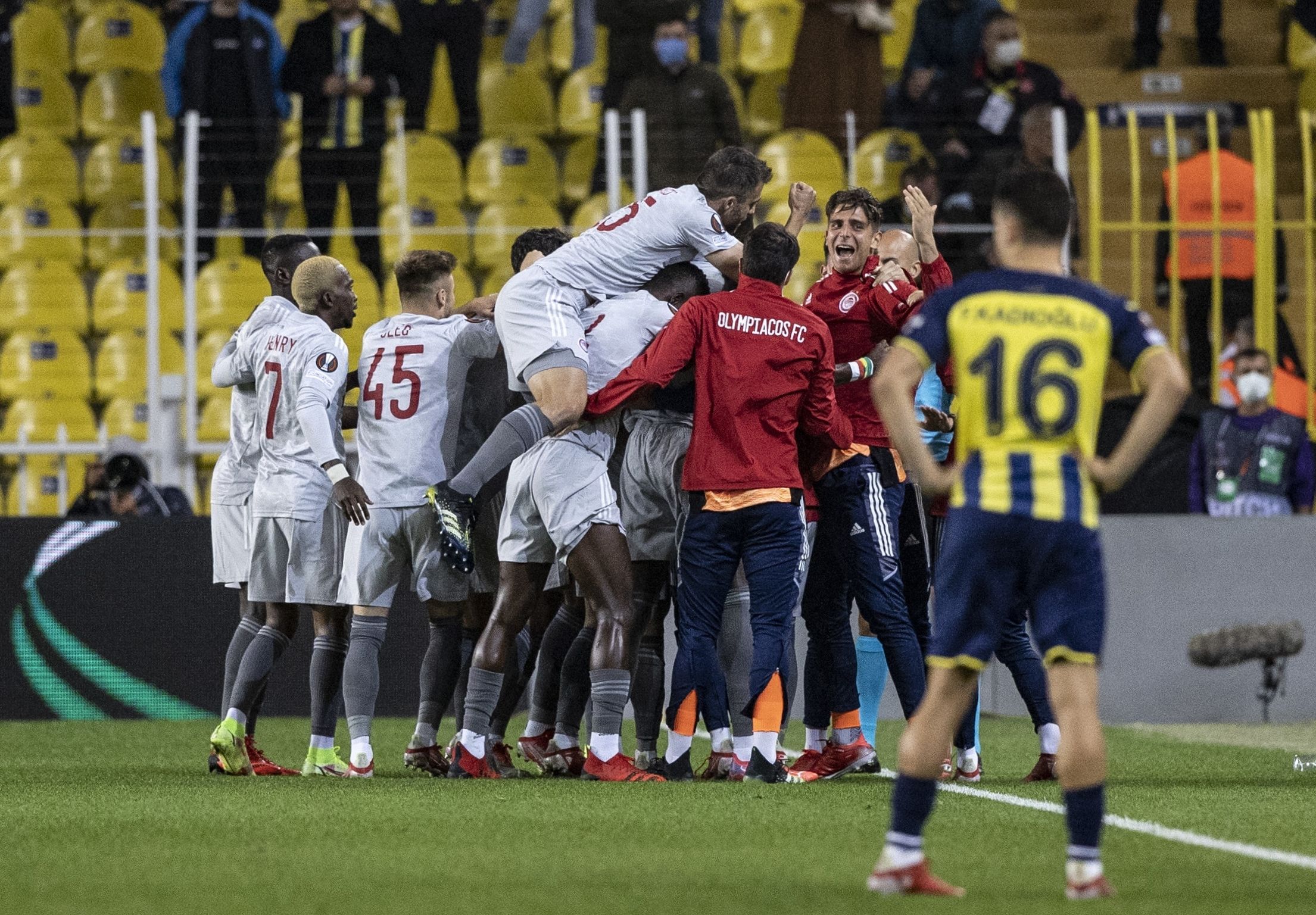 Fenerbahce vs Olympiakos