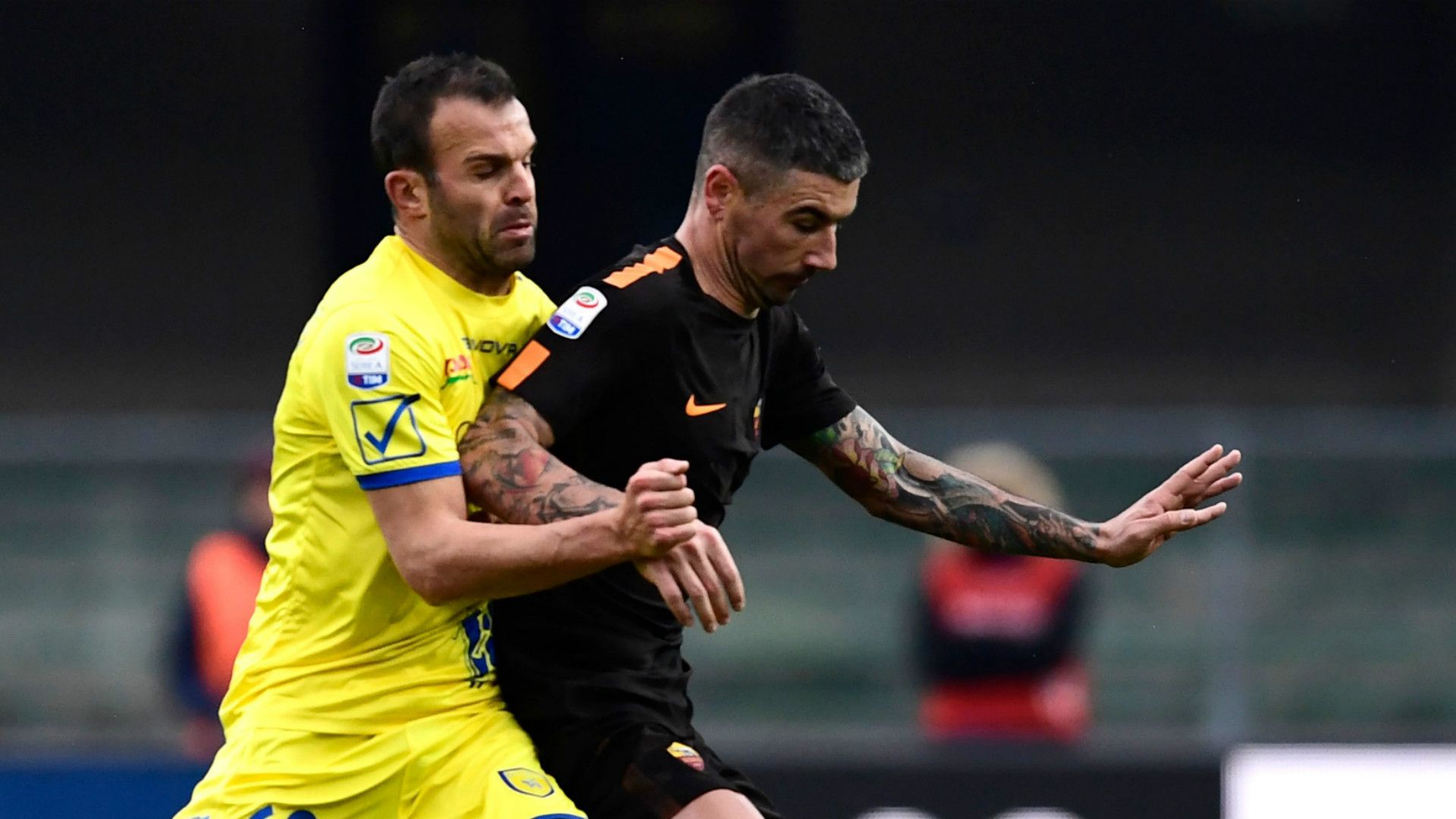 Riccardo Meggiorini, Alexandar Kolarov, Chievo, Roma, Serie A, 10122017