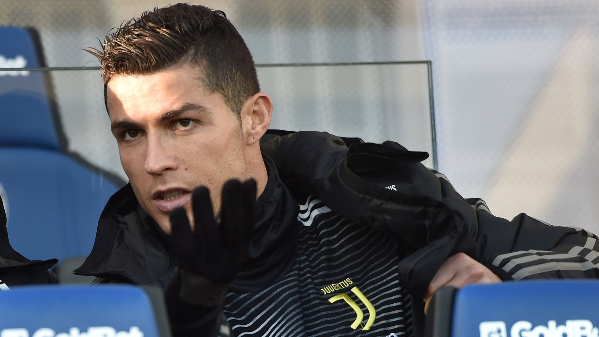 Cristiano Ronaldo Atalanta Juventus bench 2018 2019