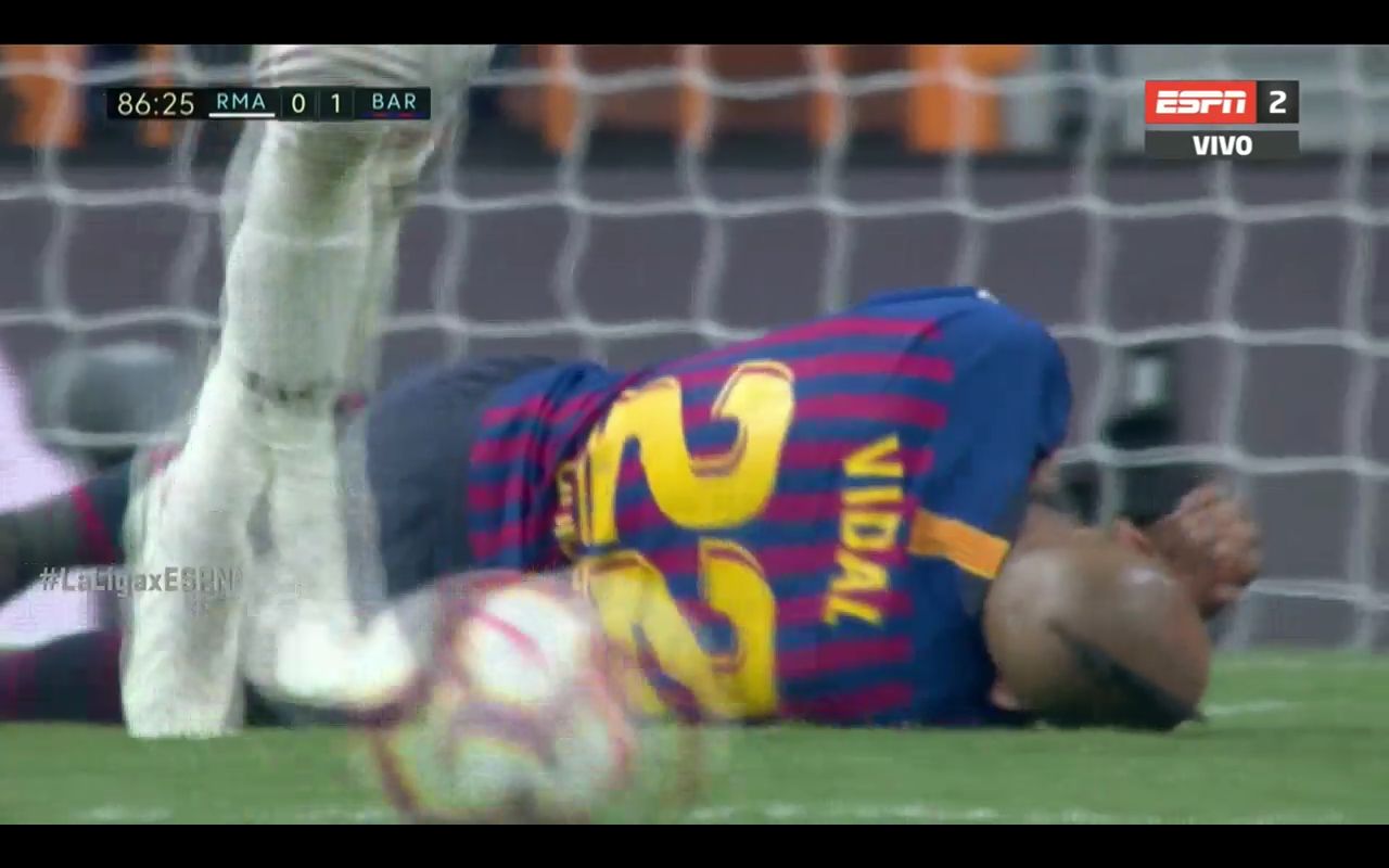 Barcelona Real Madrid Sergio Ramos Arturo Vidal 020319