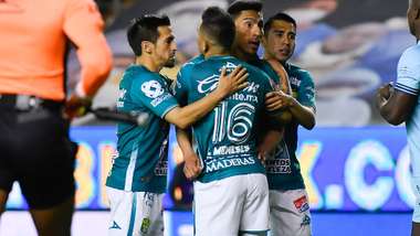 Angel Mena León vs Mazatlán Guardianes 2020