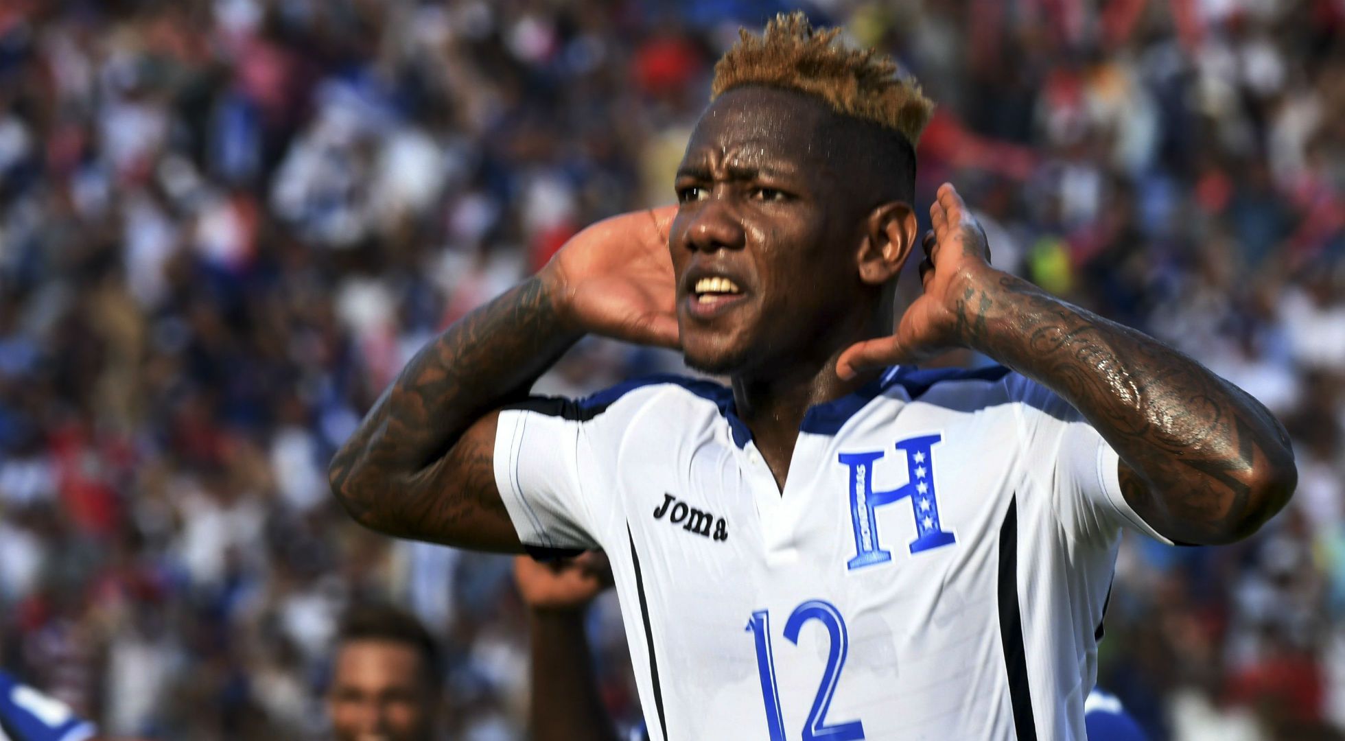 romell quioto celebra gol honduras usa j8 hexagonal 2017