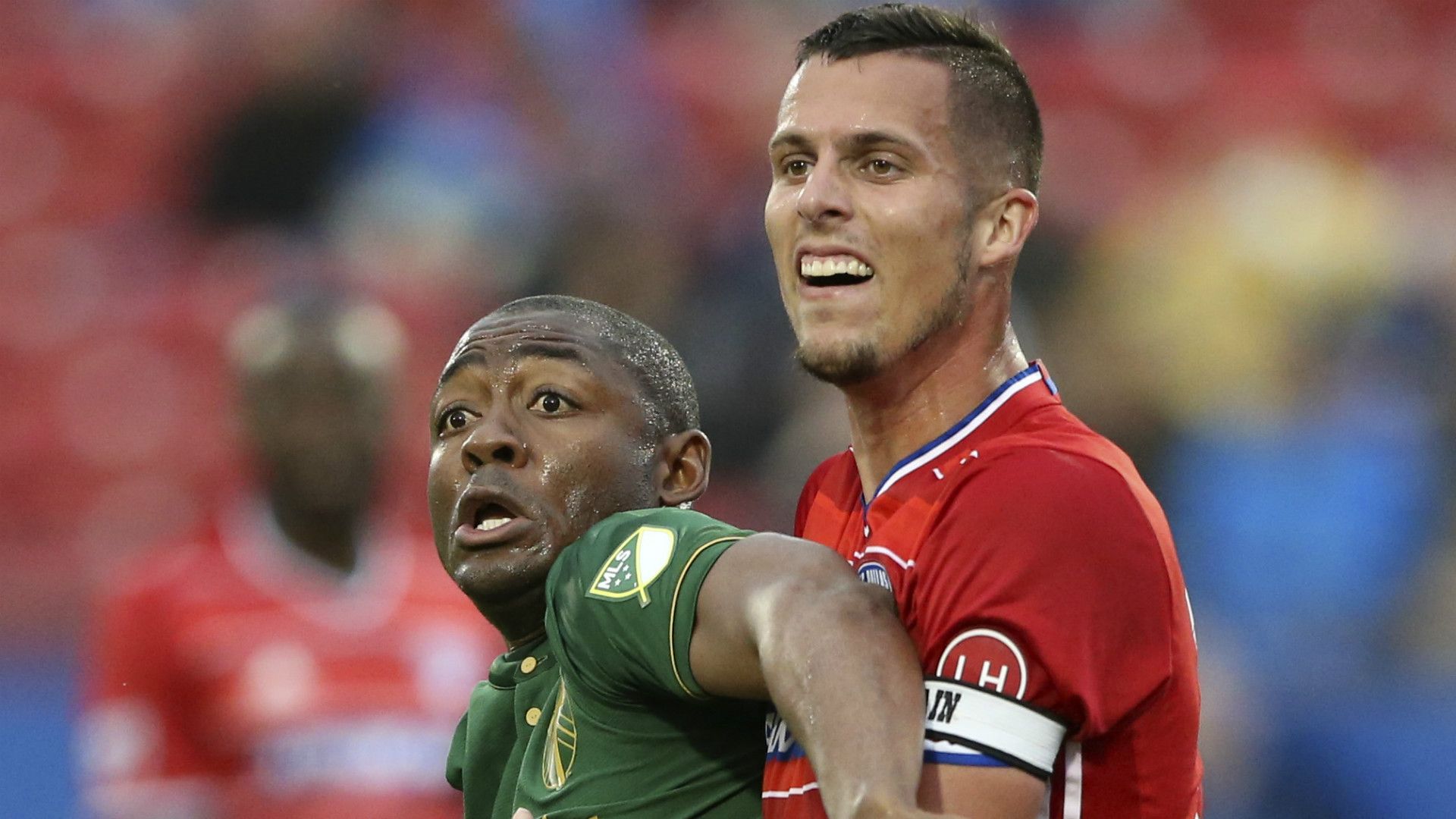 Fanendo Adi Matt Hedges MLS 04292017