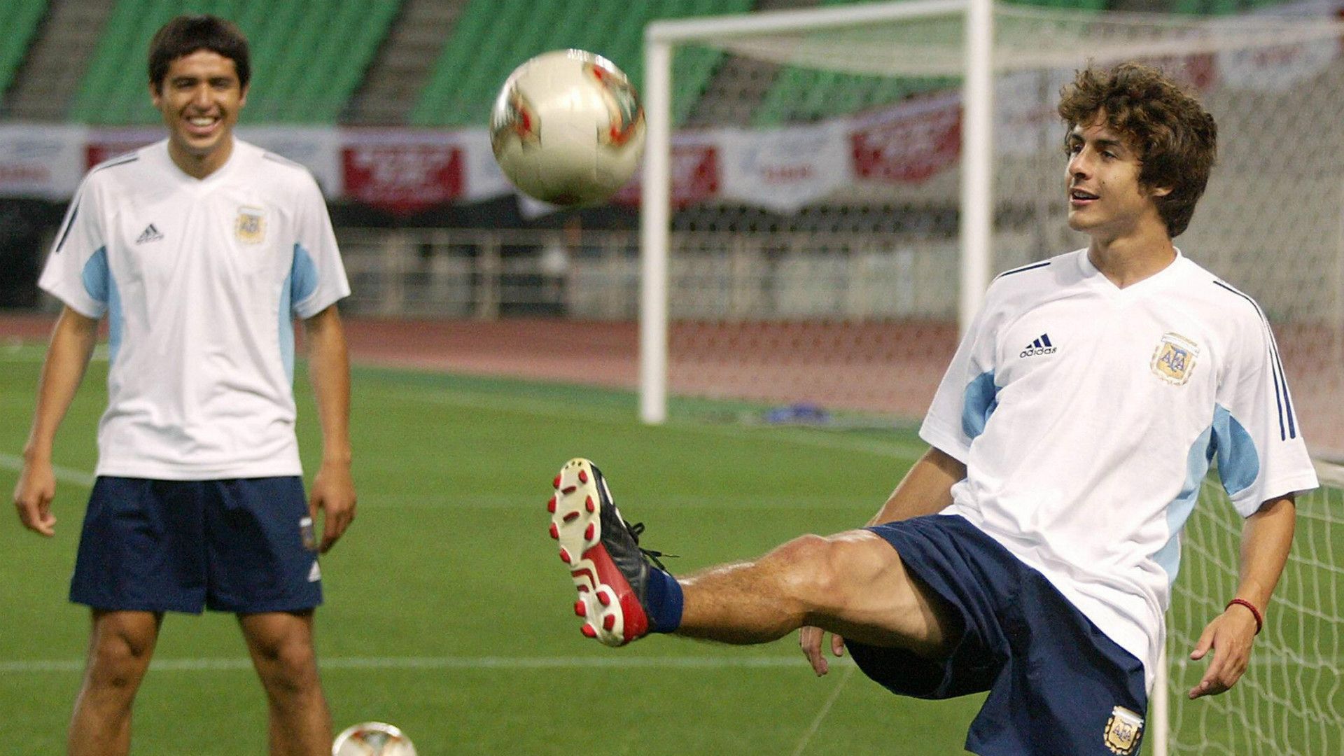 Juan Roman Riquelme Pablo Aimar Argentina National Team Osaka Japan 07062003