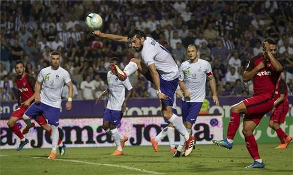 Bojovic Újpest Sevilla